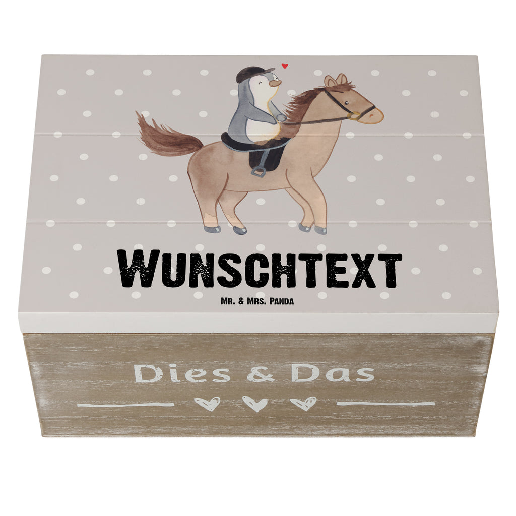 Personalisierte Holzkiste Pferd Reiten Tage Holzkiste mit Namen, Kiste mit Namen, Schatzkiste mit Namen, Truhe mit Namen, Schatulle mit Namen, Erinnerungsbox mit Namen, Erinnerungskiste, mit Namen, Dekokiste mit Namen, Aufbewahrungsbox mit Namen, Holzkiste Personalisiert, Kiste Personalisiert, Schatzkiste Personalisiert, Truhe Personalisiert, Schatulle Personalisiert, Erinnerungsbox Personalisiert, Erinnerungskiste Personalisiert, Dekokiste Personalisiert, Aufbewahrungsbox Personalisiert, Geschenkbox personalisiert, GEschenkdose personalisiert, Geschenk, Sport, Sportart, Hobby, Schenken, Danke, Dankeschön, Auszeichnung, Gewinn, Sportler, Reiten, Reitsport, Reitverein, Reitstall, Pferde