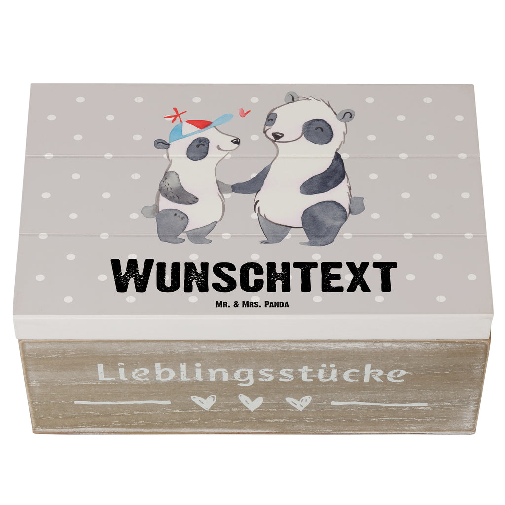 Personalisierte Holzkiste Panda Bester Vater der Welt Holzkiste mit Namen, Kiste mit Namen, Schatzkiste mit Namen, Truhe mit Namen, Schatulle mit Namen, Erinnerungsbox mit Namen, Erinnerungskiste, mit Namen, Dekokiste mit Namen, Aufbewahrungsbox mit Namen, Holzkiste Personalisiert, Kiste Personalisiert, Schatzkiste Personalisiert, Truhe Personalisiert, Schatulle Personalisiert, Erinnerungsbox Personalisiert, Erinnerungskiste Personalisiert, Dekokiste Personalisiert, Aufbewahrungsbox Personalisiert, Geschenkbox personalisiert, GEschenkdose personalisiert, für, Dankeschön, Geschenk, Schenken, Geburtstag, Geburtstagsgeschenk, Geschenkidee, Danke, Bedanken, Mitbringsel, Freude machen, Geschenktipp, Vater, Papa, Dad, Daddy, Paps, Papi, Vati, Eltern, Geschenk Vater, Mann, Familie, Bester, Kleinigkeit