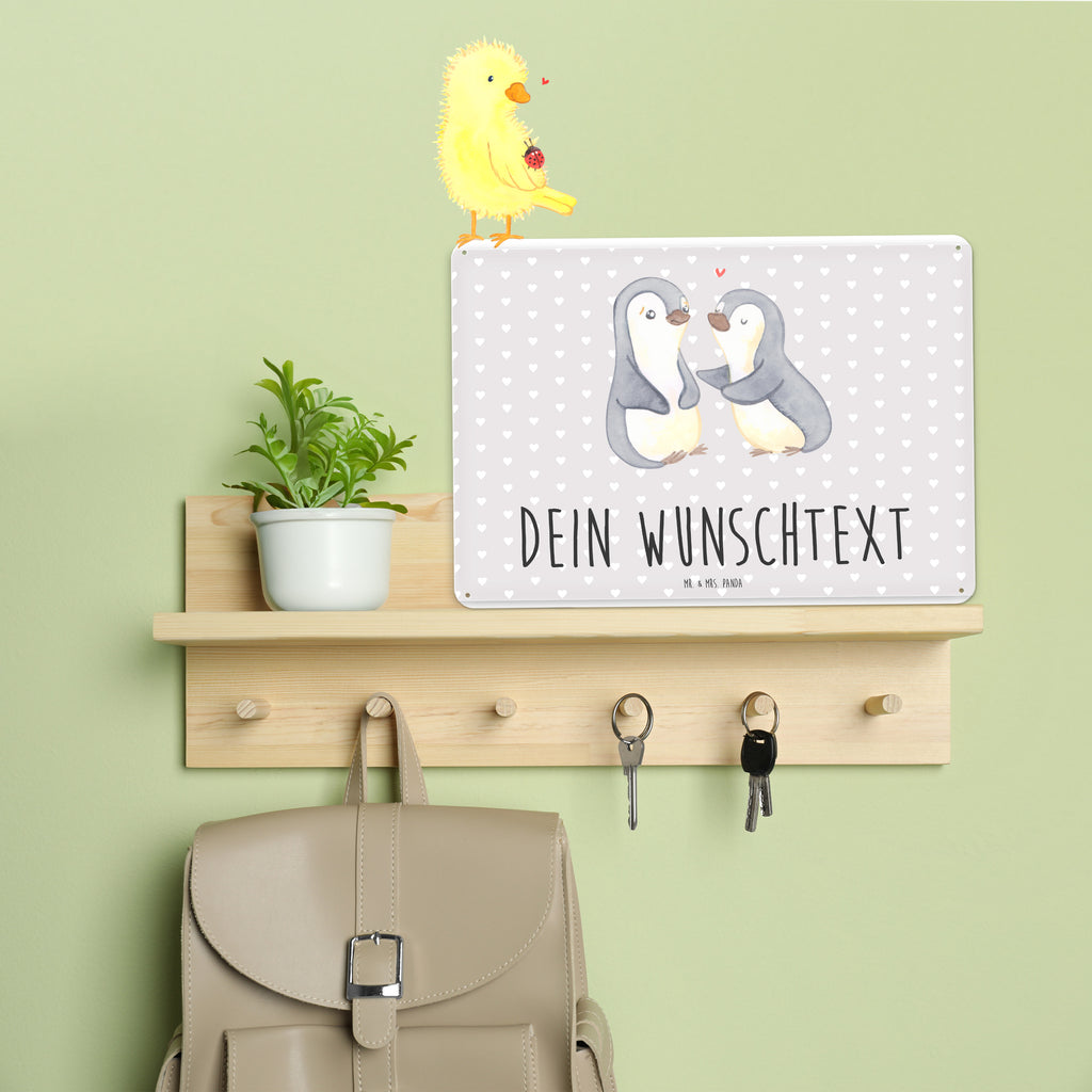 Personalisiertes Blechschild Pinguine trösten Blechschild, Metallschild, Geschenk Schild, Schild, Magnet-Metall-Schild, Deko Schild, Wandschild, Wand-Dekoration, Türschild, Liebe, Partner, Freund, Freundin, Ehemann, Ehefrau, Heiraten, Verlobung, Heiratsantrag, Liebesgeschenk, Jahrestag, Hocheitstag, Valentinstag, Geschenk für Frauen, Hochzeitstag, Mitbringsel, Geschenk für Freundin, Geschenk für Partner, Liebesbeweis, für Männer, für Ehemann