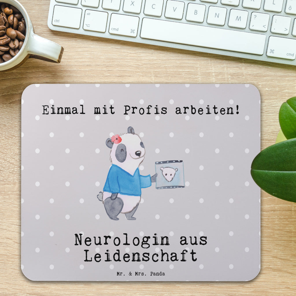 Mauspad Neurologin aus Leidenschaft Mousepad, Computer zubehör, Büroausstattung, PC Zubehör, Arbeitszimmer, Mauspad, Einzigartiges Mauspad, Designer Mauspad, Mausunterlage, Mauspad Büro, Beruf, Ausbildung, Jubiläum, Abschied, Rente, Kollege, Kollegin, Geschenk, Schenken, Arbeitskollege, Mitarbeiter, Firma, Danke, Dankeschön, Neurologin, Neurologie, Mediziner, Medizinstudium