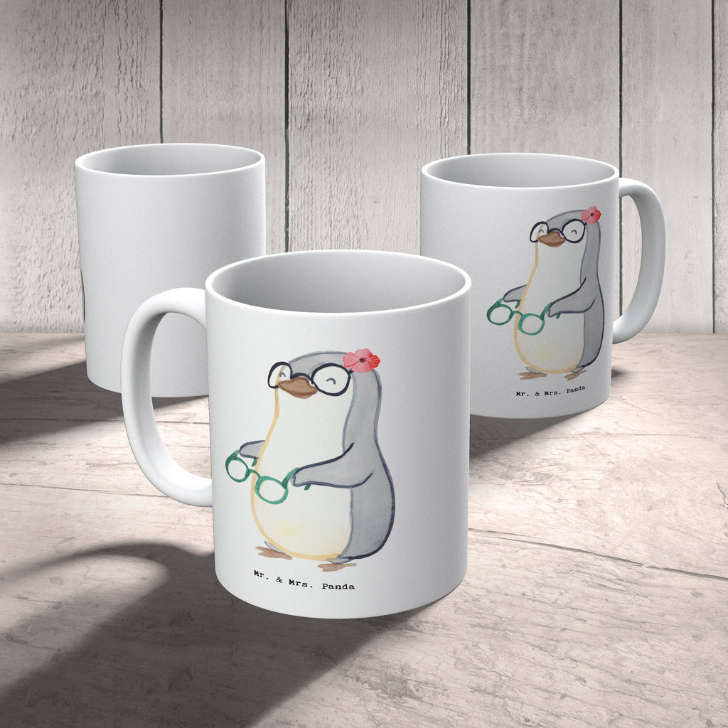 Tasse Augenoptikerin mit Herz Tasse, Kaffeetasse, Teetasse, Becher, Kaffeebecher, Teebecher, Keramiktasse, Porzellantasse, Büro Tasse, Geschenk Tasse, Tasse Sprüche, Tasse Motive, Kaffeetassen, Tasse bedrucken, Designer Tasse, Cappuccino Tassen, Schöne Teetassen, Beruf, Ausbildung, Jubiläum, Abschied, Rente, Kollege, Kollegin, Geschenk, Schenken, Arbeitskollege, Mitarbeiter, Firma, Danke, Dankeschön, Augenoptikerin, Optikerin, Augenärztin, Optometristin, Brillenverkäuferin, Brillengeschäft, Eröffnung