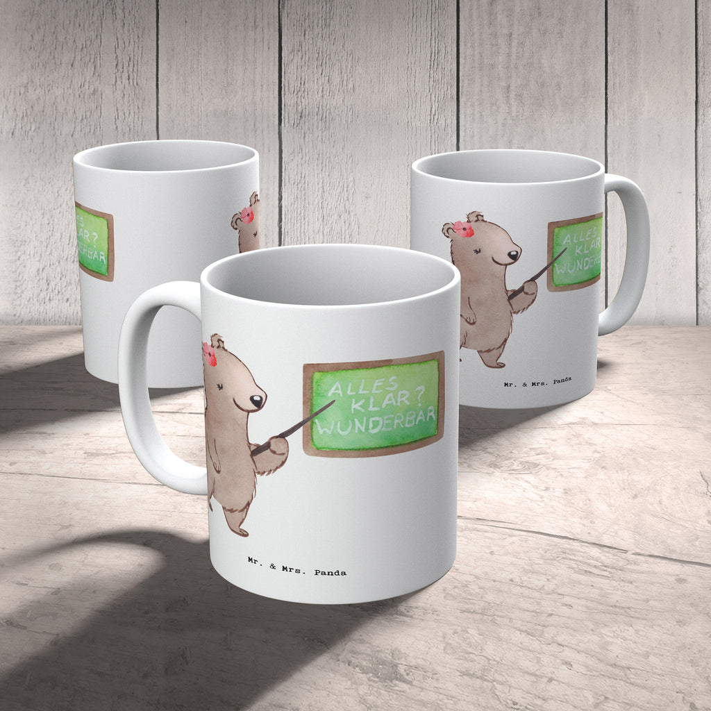 Tasse Schwimmlehrerin mit Herz Tasse, Kaffeetasse, Teetasse, Becher, Kaffeebecher, Teebecher, Keramiktasse, Porzellantasse, Büro Tasse, Geschenk Tasse, Tasse Sprüche, Tasse Motive, Kaffeetassen, Tasse bedrucken, Designer Tasse, Cappuccino Tassen, Schöne Teetassen, Beruf, Ausbildung, Jubiläum, Abschied, Rente, Kollege, Kollegin, Geschenk, Schenken, Arbeitskollege, Mitarbeiter, Firma, Danke, Dankeschön, Schwimmlehrerin, Schwimmbad, Schwimmschule, Schwimmverein