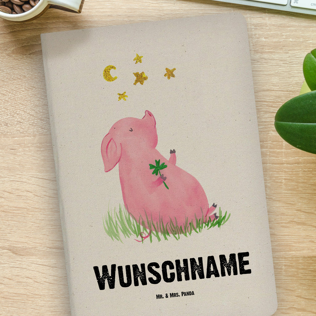 DIN A4 Personalisiertes Notizbuch Glücksschwein Personalisiertes Notizbuch, Notizbuch mit Namen, Notizbuch bedrucken, Personalisierung, Namensbuch, Namen, Tiermotive, Gute Laune, lustige Sprüche, Tiere, Glücksschwein. Glück, Schwein, Schweinchen, Sterne, Sernchen, Ziele, Träume, Motivation, Glücksbringer