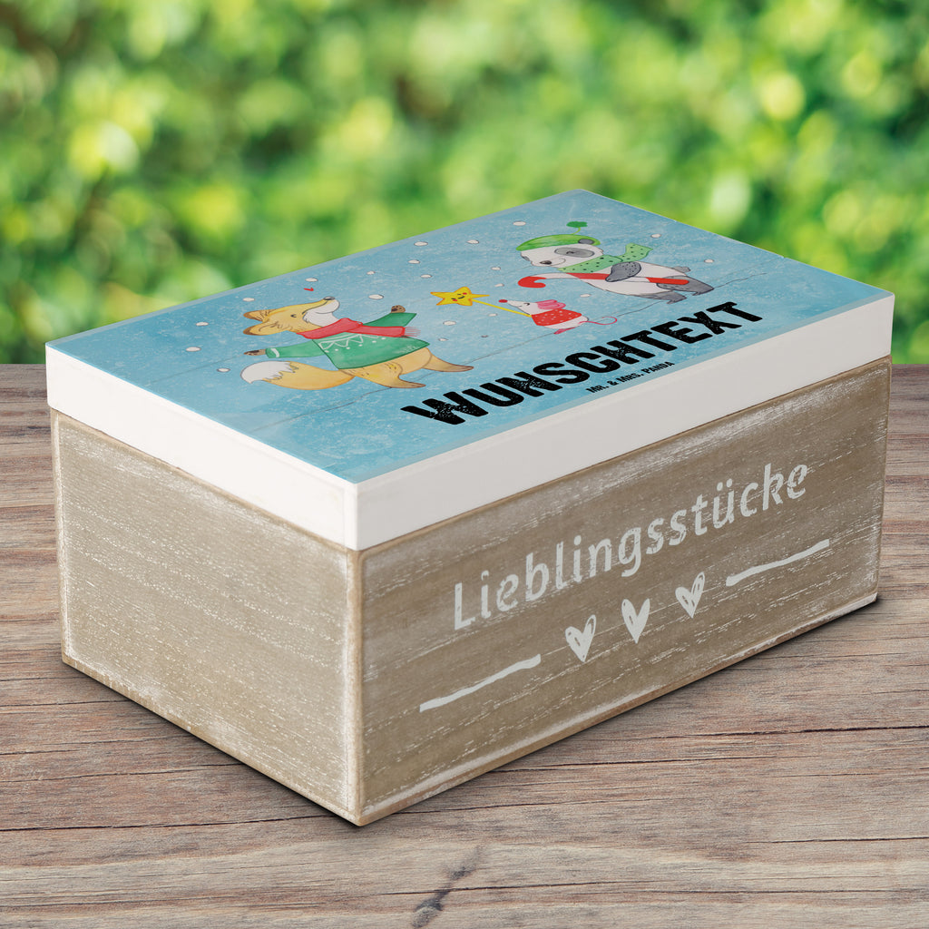 Personalisierte Holzkiste Winter Weihnachtsfreude Holzkiste mit Namen, Kiste mit Namen, Schatzkiste mit Namen, Truhe mit Namen, Schatulle mit Namen, Erinnerungsbox mit Namen, Erinnerungskiste, mit Namen, Dekokiste mit Namen, Aufbewahrungsbox mit Namen, Holzkiste Personalisiert, Kiste Personalisiert, Schatzkiste Personalisiert, Truhe Personalisiert, Schatulle Personalisiert, Erinnerungsbox Personalisiert, Erinnerungskiste Personalisiert, Dekokiste Personalisiert, Aufbewahrungsbox Personalisiert, Geschenkbox personalisiert, GEschenkdose personalisiert, Winter, Weihnachten, Weihnachtsdeko, Nikolaus, Advent, Heiligabend, Wintermotiv, Weihnachtsmann, Weihnachtstage, Fuchs, Weihnachtsbaum, Tannenbaum, Weihnachtszeit