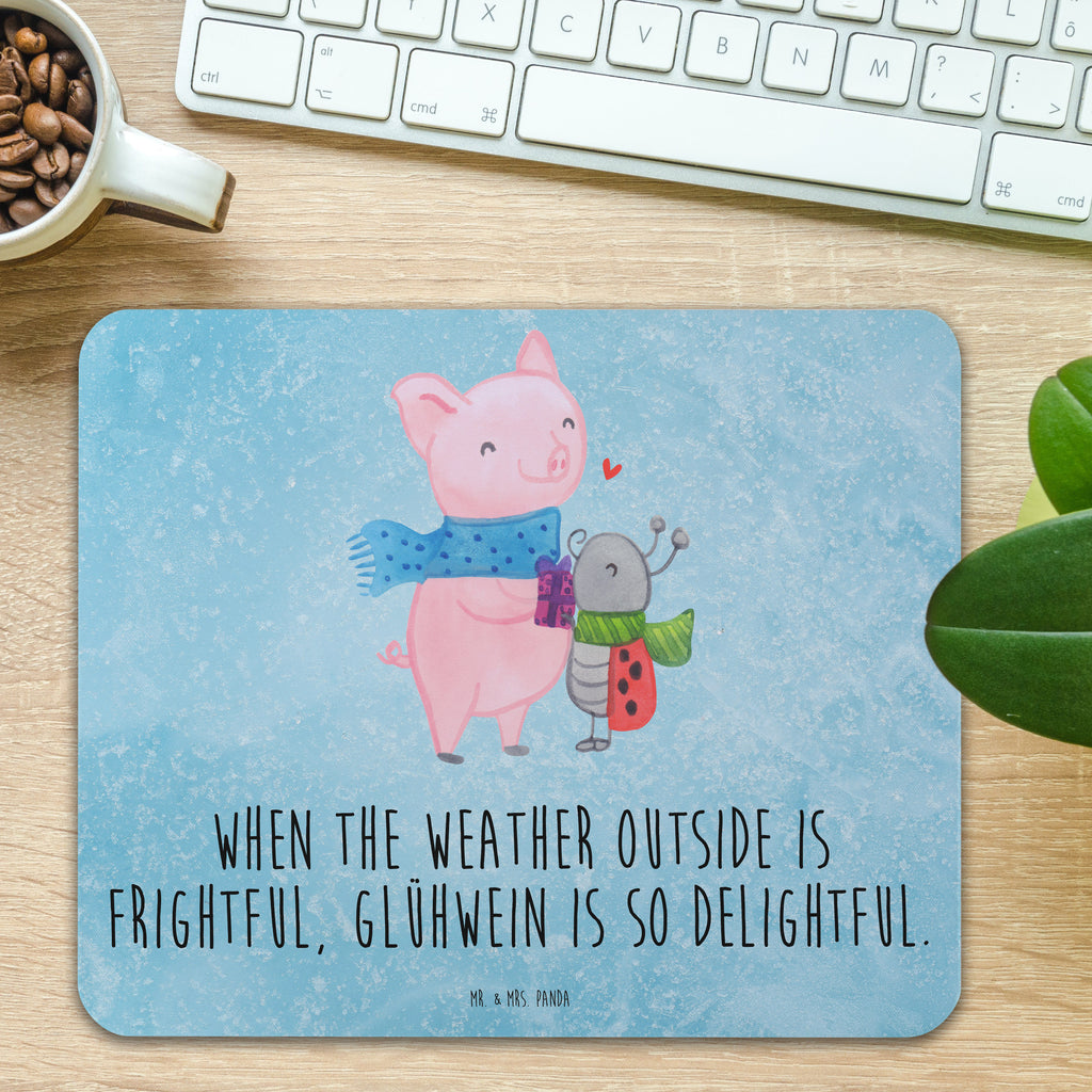 Mauspad Glühschwein Smörle Mousepad, Computer zubehör, Büroausstattung, PC Zubehör, Arbeitszimmer, Mauspad, Einzigartiges Mauspad, Designer Mauspad, Mausunterlage, Mauspad Büro, Winter, Weihnachten, Weihnachtsdeko, Nikolaus, Advent, Heiligabend, Wintermotiv, Handgezeichnetes Glühschwein, Kreatives Glühschwein Design, Winterlicher Glühwein Spruch, Glühwein Liebhaber Geschenk, Herzliches Marienkäfer Motiv, Marienkäfer in Winterkleidung, Glühwein ist köstlich Spruch, Smörle der stolze Marienkäfer, Süßer Marienkäfer gibt Geschenk, Romantische Geschenkidee Glühwein