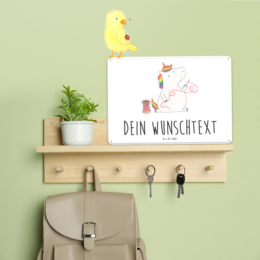 Personalisiertes Blechschild Einhorn Näherin Blechschild, Metallschild, Geschenk Schild, Schild, Magnet-Metall-Schild, Deko Schild, Wandschild, Wand-Dekoration, Türschild, Einhorn, Einhörner, Einhorn Deko, Pegasus, Unicorn, Näherin, nähen, Mädchen, Freundin, Häkeln, Stricken, basteln, Nähzimmer