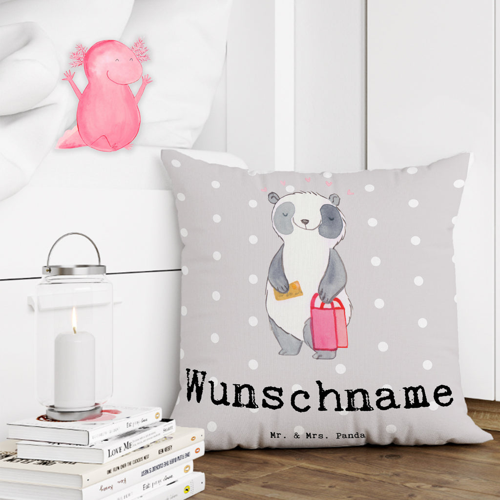 Personalisiertes Kissen Panda Beste Shoppingbegleitung der Welt Kissen, personalisiert, Name, Wunschname, bedrucken, Kopfkissen, für, Dankeschön, Geschenk, Schenken, Geburtstag, Geburtstagsgeschenk, Geschenkidee, Danke, Bedanken, Mitbringsel, Freude machen, Geschenktipp, Shoppingbegleitung, Shoppingpartner, Begleitung, Shoppen, Partner, Freundin, Freund, bff, Shopping, Einkaufen, Shopping-Queen, Queen, Bester