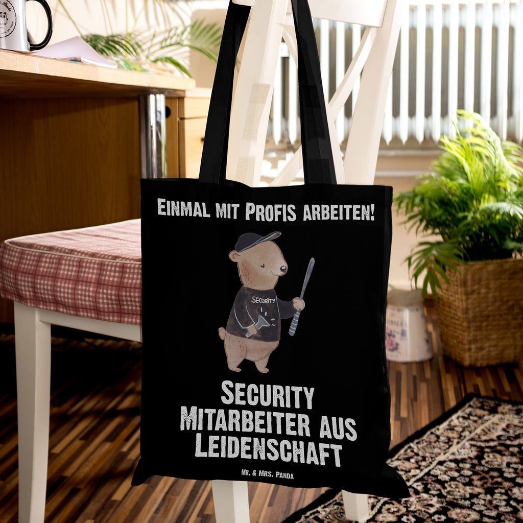 Tragetasche Security Mitarbeiter aus Leidenschaft Beuteltasche, Beutel, Einkaufstasche, Jutebeutel, Stoffbeutel, Tasche, Shopper, Umhängetasche, Strandtasche, Schultertasche, Stofftasche, Tragetasche, Badetasche, Jutetasche, Einkaufstüte, Laptoptasche, Beruf, Ausbildung, Jubiläum, Abschied, Rente, Kollege, Kollegin, Geschenk, Schenken, Arbeitskollege, Mitarbeiter, Firma, Danke, Dankeschön