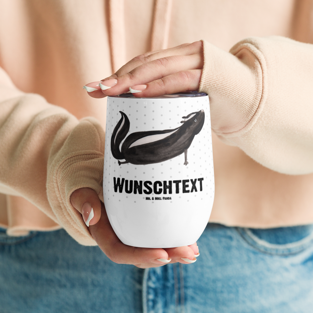 Personalisierter Weinbecher Stinktier Yoga Personalisierter Weinbecher, Personalisierter Glühwein Becher, Heißgetränke, Personalisierter Trinkbecher, Personalisierter Weinkelch, Personalisiertes Weingläser, hochwertiger Weinbecher, Weinbecher Reisen, Weinbecher unterwegs, Personalisertes Sommerglas, mit Namen, Wunschtext, Personalisierung, selbst bedrucken, Personalisiertes Weinglas, Stinktier, Skunk, Wildtier, Raubtier, Stinker, Stinki, Yoga, Namaste, Lebe, Liebe, Lache