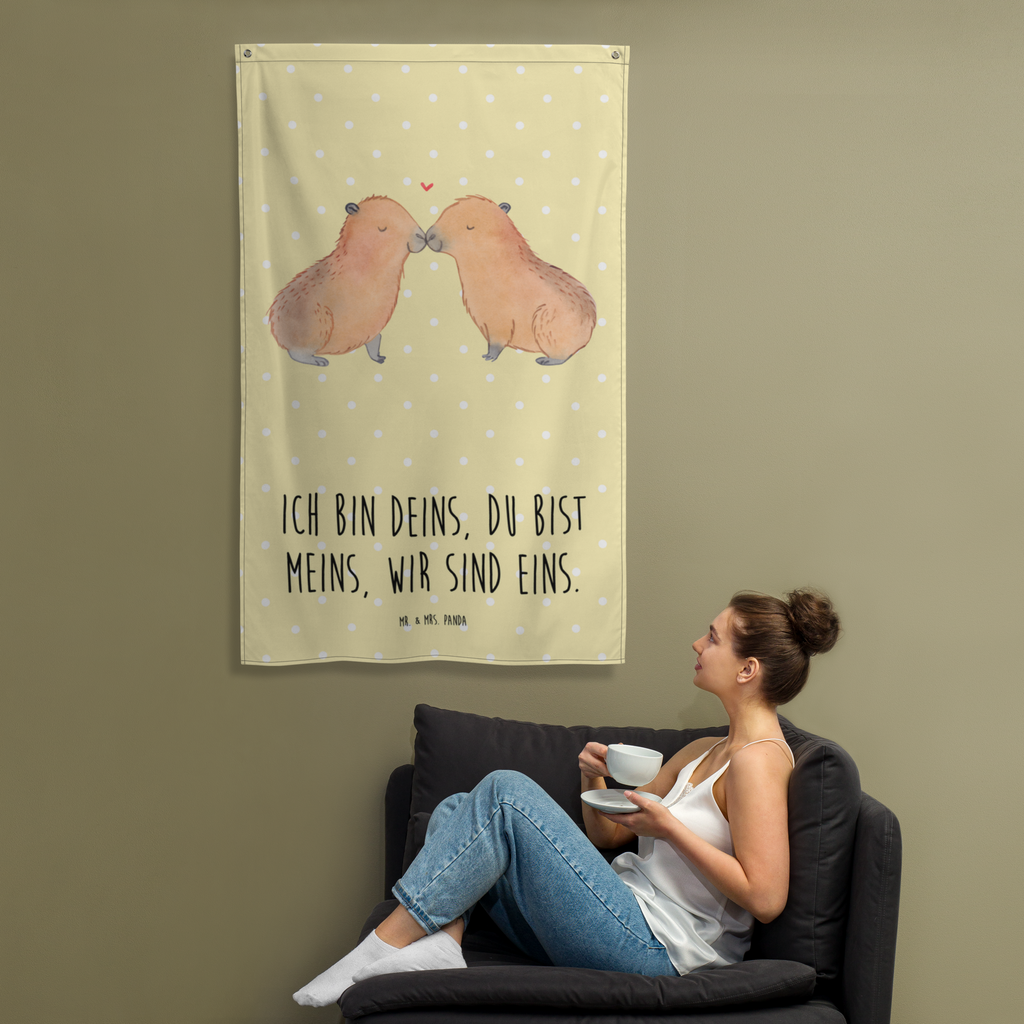 Wandteppich Capybara Liebe Wandbehang, Dekoration, Boho, Wandteppich, Wandtuch, Wanddeko, Tapisserie, Tapestry, Wandbild, Textil-Kunst, Schmuck-Wandbehang, Wand Deko, Kinderzimmer, Kinderzimmer Wand, Kinderzimmer Deko, Kinderzimmer Wanddeko, Tiermotive, Gute Laune, lustige Sprüche, Tiere, Capybara, Liebe, verliebt, Paar, Jahrestag, Kuschel Capybaras, Tierliebe, Romantisches Geschenk, Handgezeichnet, Verschmolzen, Geschenkidee, Beziehung, Partnertiere, Ich bin deins, Du bist meins, Liebesspruch, Herzlich, Valentinstag, Ehejubiläum, Liebesbeweis