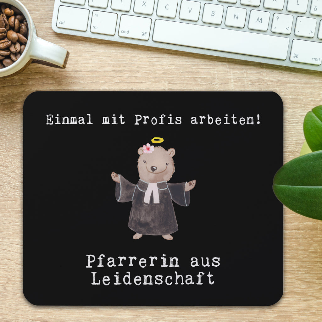 Mauspad Pfarrerin aus Leidenschaft Mousepad, Computer zubehör, Büroausstattung, PC Zubehör, Arbeitszimmer, Mauspad, Einzigartiges Mauspad, Designer Mauspad, Mausunterlage, Mauspad Büro, Beruf, Ausbildung, Jubiläum, Abschied, Rente, Kollege, Kollegin, Geschenk, Schenken, Arbeitskollege, Mitarbeiter, Firma, Danke, Dankeschön, Pastorin, Dienerin Gottes<br />Geistliche, Pfarrerin, Predigerin<br />Priesterin, Theologin, Kirche