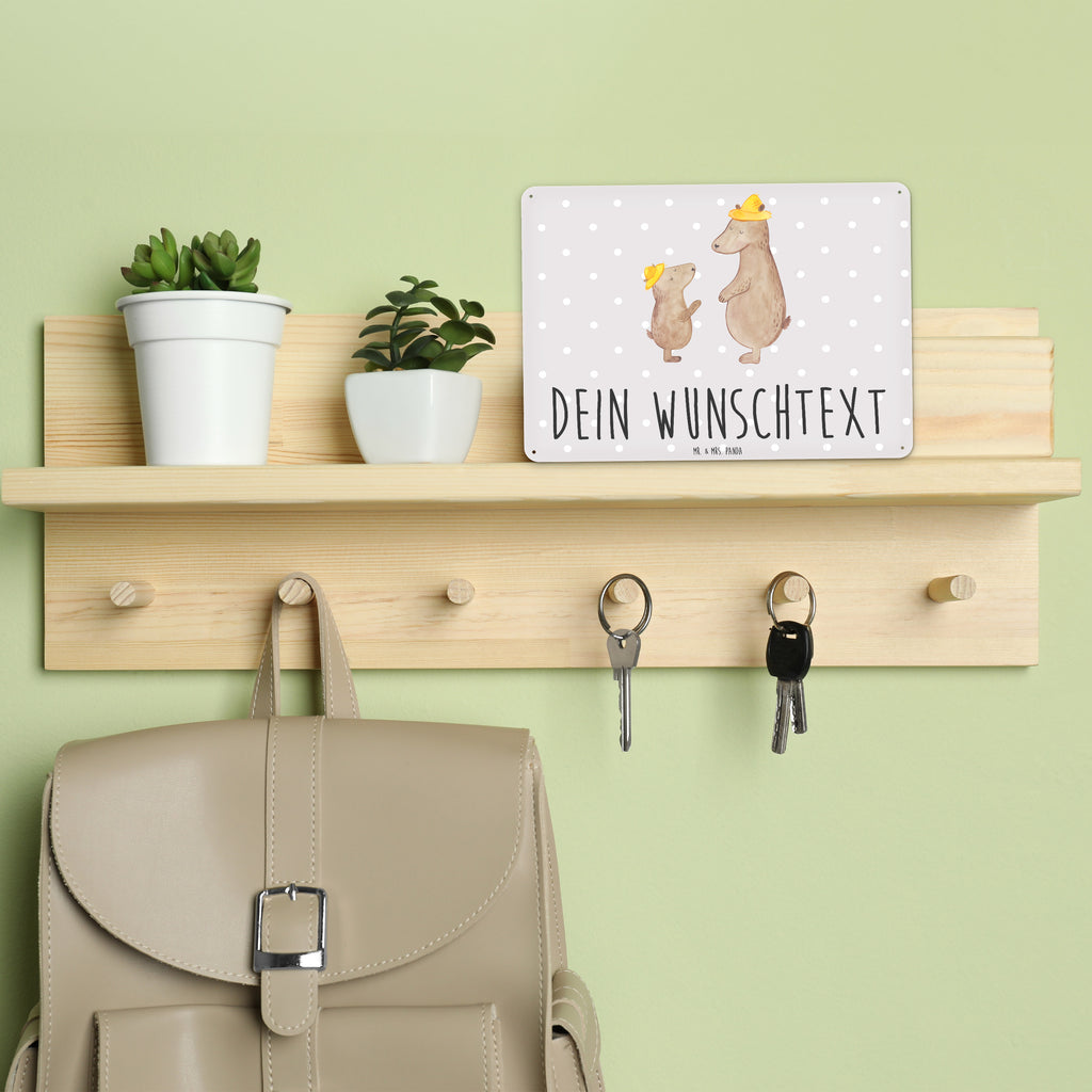 Personalisiertes Blechschild Bären mit Hut Blechschild, Metallschild, Geschenk Schild, Schild, Magnet-Metall-Schild, Deko Schild, Wandschild, Wand-Dekoration, Türschild, Familie, Vatertag, Muttertag, Bruder, Schwester, Mama, Papa, Oma, Opa, Bär, Bären, Vater, Papi, Paps, Dad, Daddy, Lieblingsmensch, Sohn, Söhne, Kind, Kinder, Vater-Sohn, Family, Vorbild