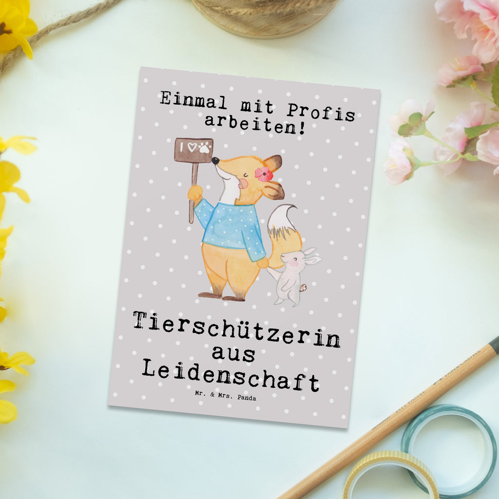 Postkarte Tierschützerin aus Leidenschaft Postkarte, Karte, Geschenkkarte, Grußkarte, Einladung, Ansichtskarte, Geburtstagskarte, Einladungskarte, Dankeskarte, Ansichtskarten, Einladung Geburtstag, Einladungskarten Geburtstag, Beruf, Ausbildung, Jubiläum, Abschied, Rente, Kollege, Kollegin, Geschenk, Schenken, Arbeitskollege, Mitarbeiter, Firma, Danke, Dankeschön