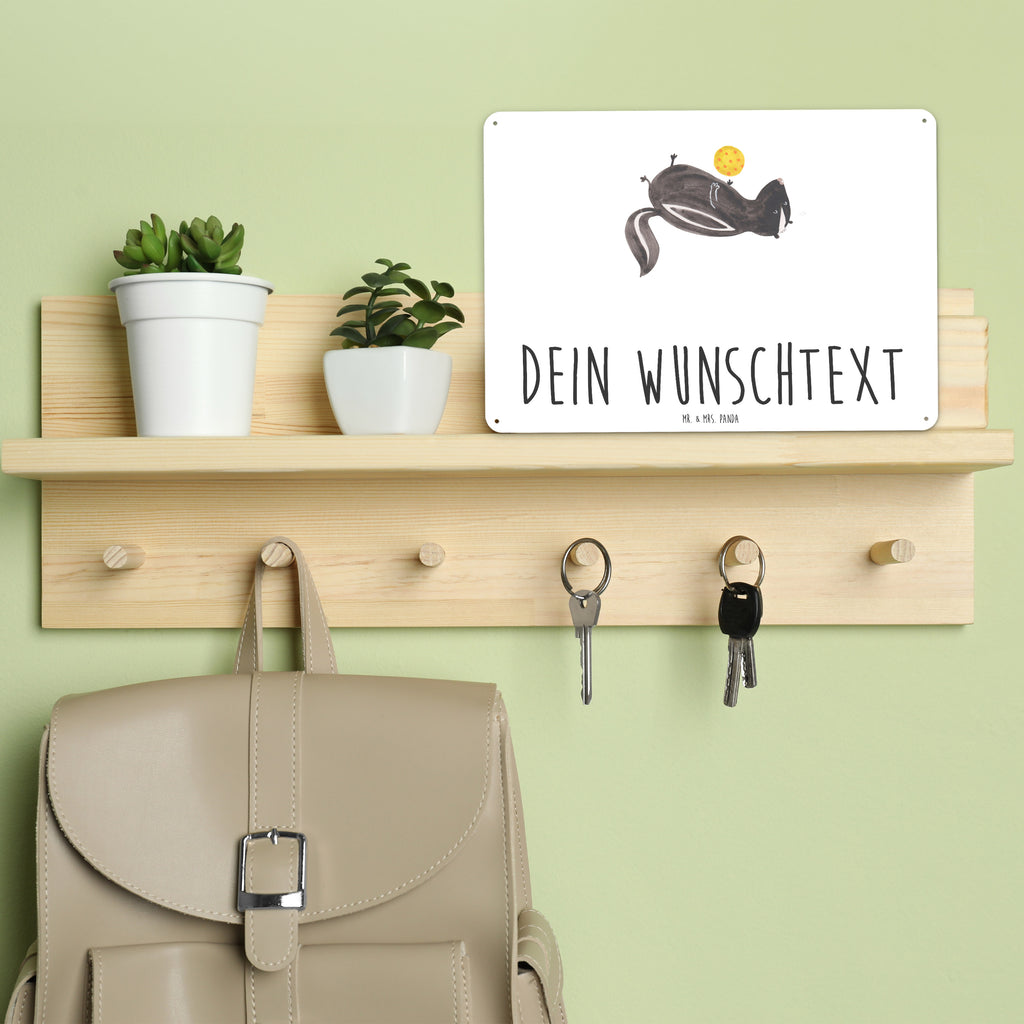 Personalisiertes Blechschild Stinktier Ball Blechschild, Metallschild, Geschenk Schild, Schild, Magnet-Metall-Schild, Deko Schild, Wandschild, Wand-Dekoration, Türschild, Stinktier, Skunk, Wildtier, Raubtier, Stinker, Stinki, verspielt, Weisheit