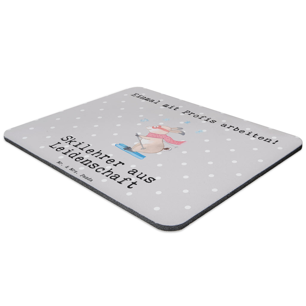 Mauspad Skilehrer aus Leidenschaft Mousepad, Computer zubehör, Büroausstattung, PC Zubehör, Arbeitszimmer, Mauspad, Einzigartiges Mauspad, Designer Mauspad, Mausunterlage, Mauspad Büro, Beruf, Ausbildung, Jubiläum, Abschied, Rente, Kollege, Kollegin, Geschenk, Schenken, Arbeitskollege, Mitarbeiter, Firma, Danke, Dankeschön