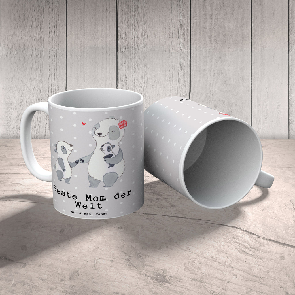 Tasse Panda Beste Mom der Welt Tasse, Kaffeetasse, Teetasse, Becher, Kaffeebecher, Teebecher, Keramiktasse, Porzellantasse, Büro Tasse, Geschenk Tasse, Tasse Sprüche, Tasse Motive, Kaffeetassen, Tasse bedrucken, Designer Tasse, Cappuccino Tassen, Schöne Teetassen, für, Dankeschön, Geschenk, Schenken, Geburtstag, Geburtstagsgeschenk, Geschenkidee, Danke, Bedanken, Mitbringsel, Freude machen, Geschenktipp, Mom, Mommy, Mama, Mami, Mutter, Muttertag, Mutti, Ma, Tochter, Sohn, Beste Mama, Beste, Supermama