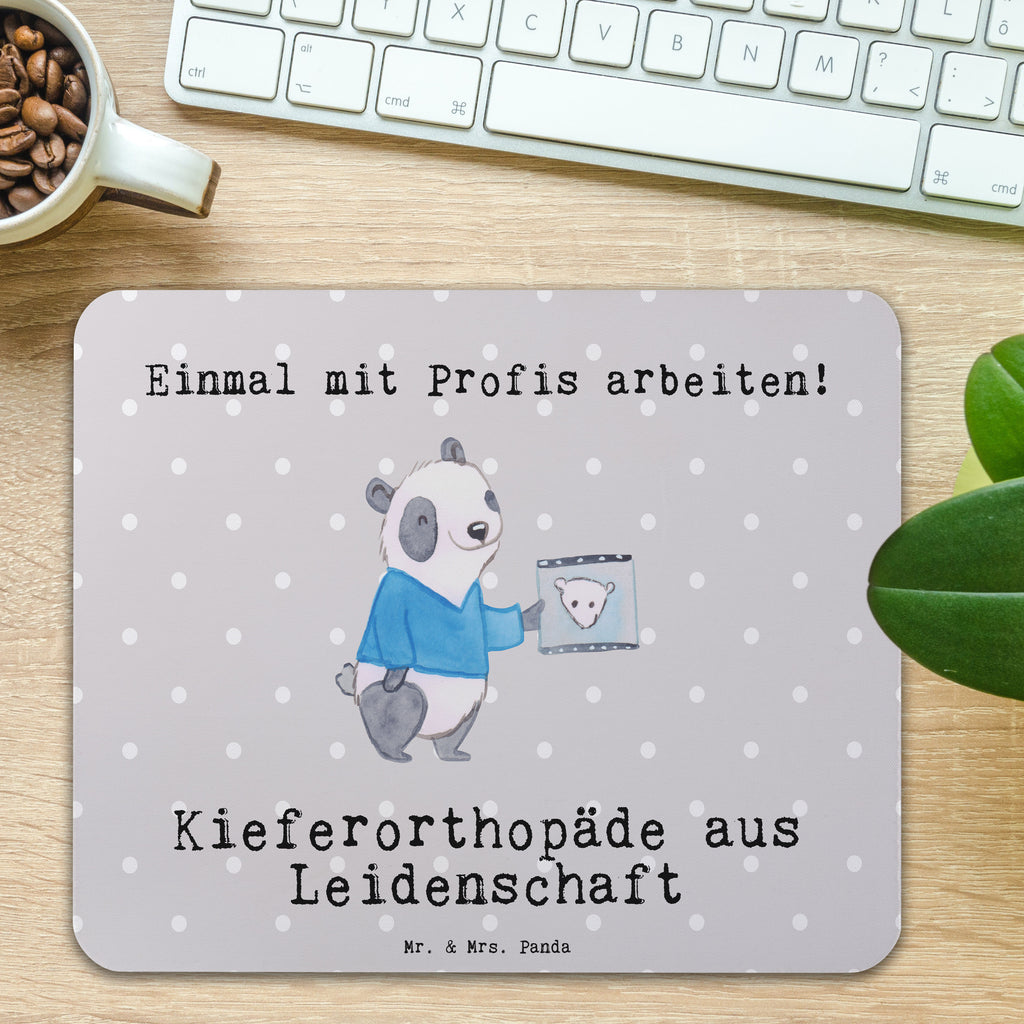 Mauspad Kieferorthopäde aus Leidenschaft Mousepad, Computer zubehör, Büroausstattung, PC Zubehör, Arbeitszimmer, Mauspad, Einzigartiges Mauspad, Designer Mauspad, Mausunterlage, Mauspad Büro, Beruf, Ausbildung, Jubiläum, Abschied, Rente, Kollege, Kollegin, Geschenk, Schenken, Arbeitskollege, Mitarbeiter, Firma, Danke, Dankeschön