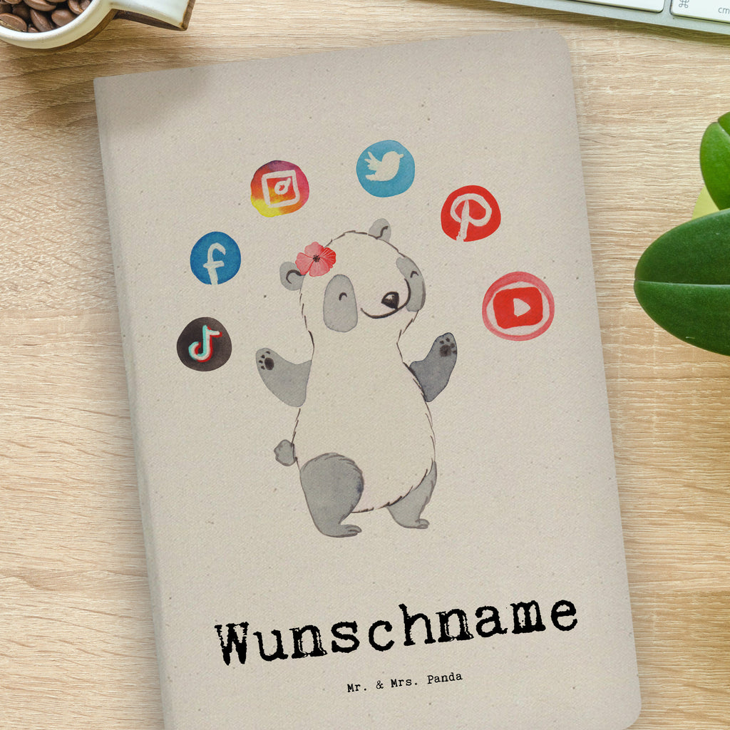 DIN A4 Personalisiertes Notizbuch Online Marketing Manager mit Herz Personalisiertes Notizbuch, Notizbuch mit Namen, Notizbuch bedrucken, Personalisierung, Namensbuch, Namen, Beruf, Ausbildung, Jubiläum, Abschied, Rente, Kollege, Kollegin, Geschenk, Schenken, Arbeitskollege, Mitarbeiter, Firma, Danke, Dankeschön, Online Marketing, Manager, Marketingmanager, Influencer Marketing, Digital Marketing