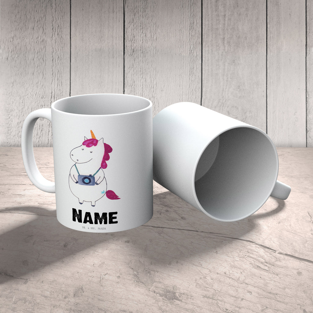 Personalisierte Tasse Einhorn Fotograf Personalisierte Tasse, Namenstasse, Wunschname, Personalisiert, Tasse, Namen, Drucken, Tasse mit Namen, Einhorn, Einhörner, Einhorn Deko, Pegasus, Unicorn, Fotograf, Fotografie, Kamera, Reisen, Weltreise, Weltenbummler, Urlaub, Tourist, Kurztrip, Reise, Städtereise