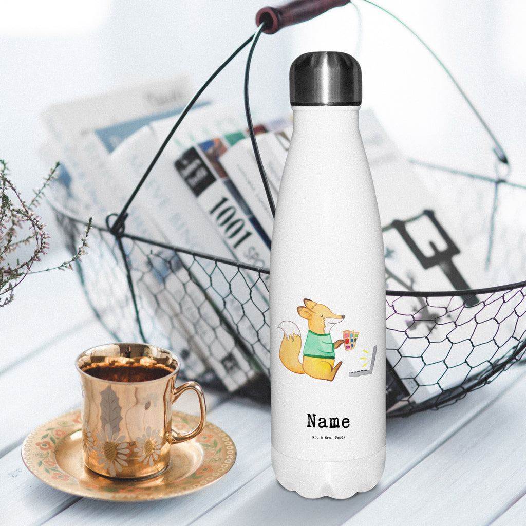 Personalisierte Thermosflasche Modejournalist mit Herz Personalisierte Isolierflasche, Personalisierte Thermoflasche, Personalisierte Trinkflasche, Trinkflasche Mit Namen, Wunschname, Bedrucken, Namensflasche, Beruf, Ausbildung, Jubiläum, Abschied, Rente, Kollege, Kollegin, Geschenk, Schenken, Arbeitskollege, Mitarbeiter, Firma, Danke, Dankeschön, Modejournalist, Journalist, Reporter, Redakteur, Pressebüro, Studium