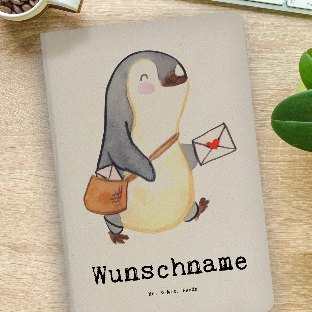 DIN A4 Personalisiertes Notizbuch Postbote mit Herz Personalisiertes Notizbuch, Notizbuch mit Namen, Notizbuch bedrucken, Personalisierung, Namensbuch, Namen, Beruf, Ausbildung, Jubiläum, Abschied, Rente, Kollege, Kollegin, Geschenk, Schenken, Arbeitskollege, Mitarbeiter, Firma, Danke, Dankeschön, Postbote, Briefzusteller, Briefträger, Postler