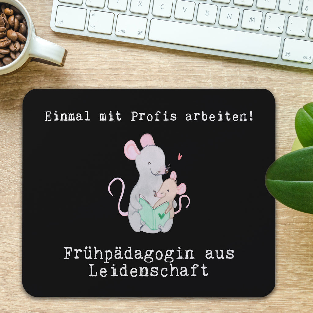 Mauspad Frühpädagogin aus Leidenschaft Mousepad, Computer zubehör, Büroausstattung, PC Zubehör, Arbeitszimmer, Mauspad, Einzigartiges Mauspad, Designer Mauspad, Mausunterlage, Mauspad Büro, Beruf, Ausbildung, Jubiläum, Abschied, Rente, Kollege, Kollegin, Geschenk, Schenken, Arbeitskollege, Mitarbeiter, Firma, Danke, Dankeschön, Frühpädagogin, Frühpädagogik, Studium