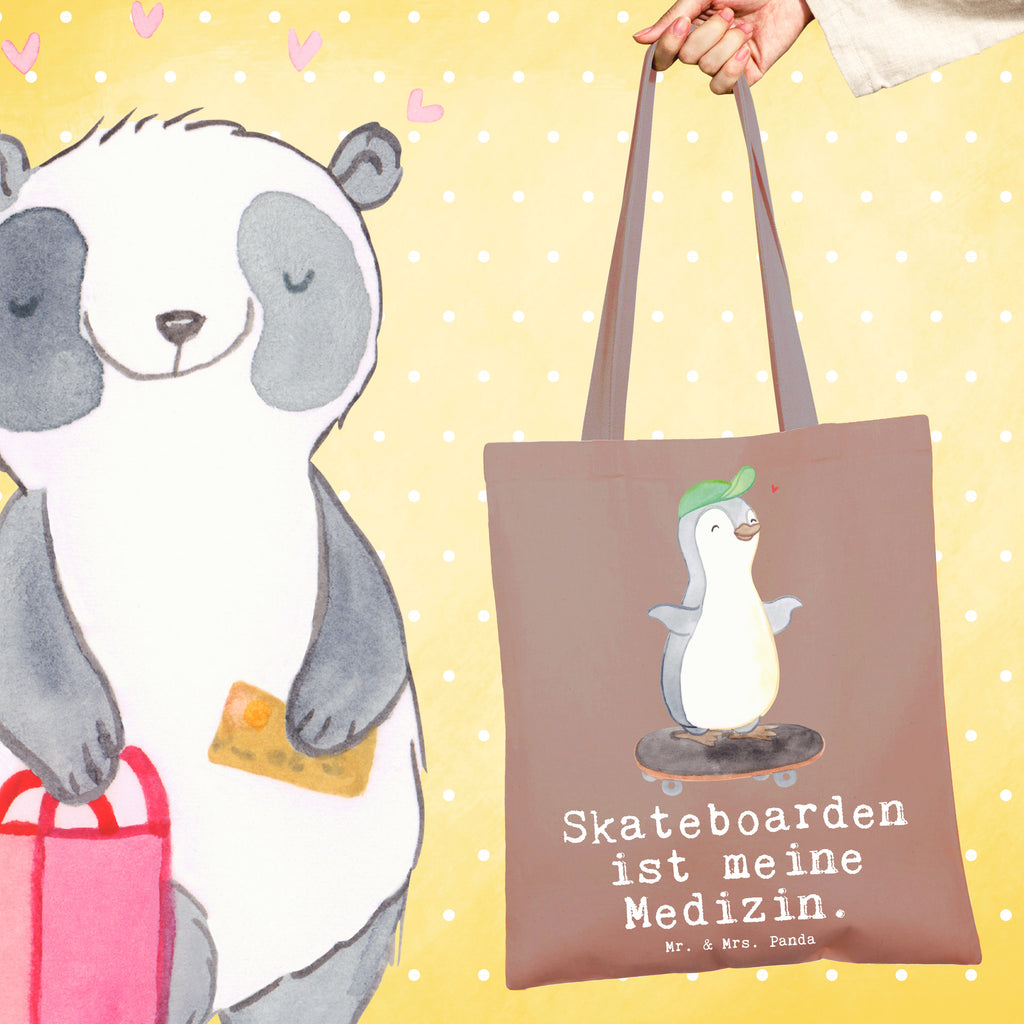 Tragetasche Pinguin Skateboarden Medizin Beuteltasche, Beutel, Einkaufstasche, Jutebeutel, Stoffbeutel, Tasche, Shopper, Umhängetasche, Strandtasche, Schultertasche, Stofftasche, Tragetasche, Badetasche, Jutetasche, Einkaufstüte, Laptoptasche, Geschenk, Sport, Sportart, Hobby, Schenken, Danke, Dankeschön, Auszeichnung, Gewinn, Sportler, Skateboarden, Skateboard fahren, Skaten, Skateboard, Skateplatz