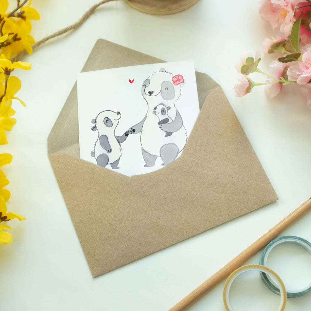 Grußkarte Panda Beste Mom der Welt Grußkarte, Klappkarte, Einladungskarte, Glückwunschkarte, Hochzeitskarte, Geburtstagskarte, Karte, Ansichtskarten, für, Dankeschön, Geschenk, Schenken, Geburtstag, Geburtstagsgeschenk, Geschenkidee, Danke, Bedanken, Mitbringsel, Freude machen, Geschenktipp, Mom, Mommy, Mama, Mami, Mutter, Muttertag, Mutti, Ma, Tochter, Sohn, Beste Mama, Beste, Supermama