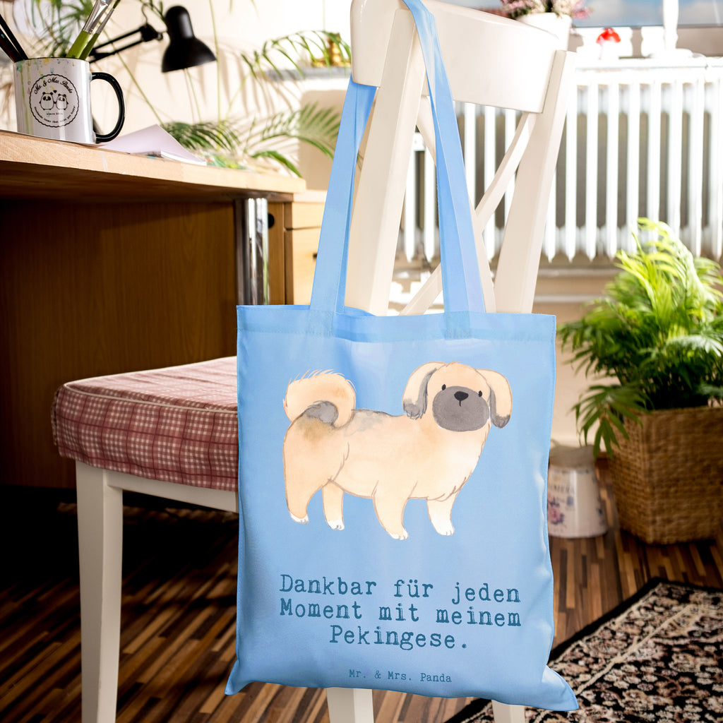 Tragetasche Pekingese Moment Beuteltasche, Beutel, Einkaufstasche, Jutebeutel, Stoffbeutel, Tasche, Shopper, Umhängetasche, Strandtasche, Schultertasche, Stofftasche, Tragetasche, Badetasche, Jutetasche, Einkaufstüte, Laptoptasche, Hund, Hunderasse, Rassehund, Hundebesitzer, Geschenk, Tierfreund, Schenken, Welpe, Pekingese, Pekinese, Peking-Palasthund