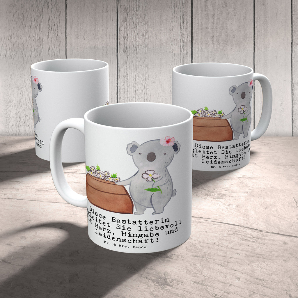 Tasse Bestatterin mit Herz Tasse, Kaffeetasse, Teetasse, Becher, Kaffeebecher, Teebecher, Keramiktasse, Porzellantasse, Büro Tasse, Geschenk Tasse, Tasse Sprüche, Tasse Motive, Kaffeetassen, Tasse bedrucken, Designer Tasse, Cappuccino Tassen, Schöne Teetassen, Beruf, Ausbildung, Jubiläum, Abschied, Rente, Kollege, Kollegin, Geschenk, Schenken, Arbeitskollege, Mitarbeiter, Firma, Danke, Dankeschön