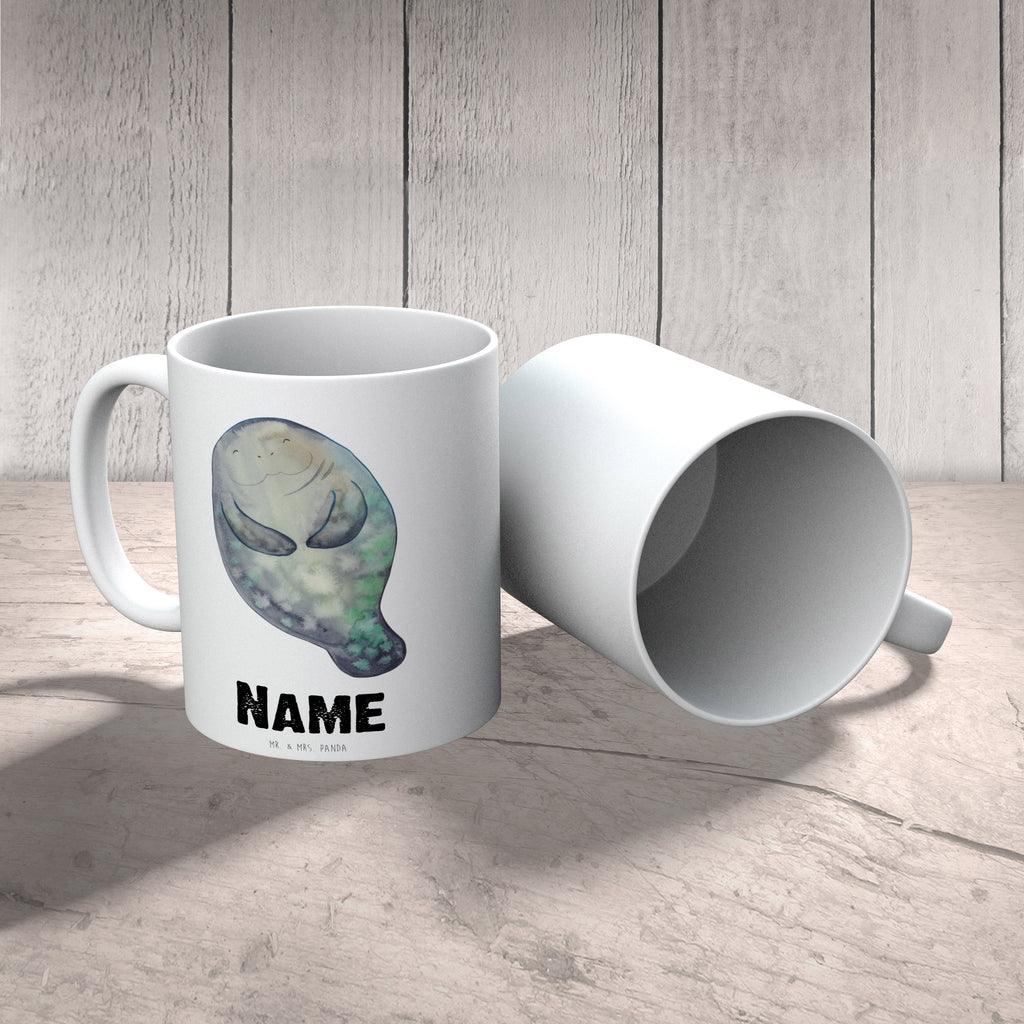 Personalisierte Tasse Seekuh happy Personalisierte Tasse, Namenstasse, Wunschname, Personalisiert, Tasse, Namen, Drucken, Tasse mit Namen, Meerestiere, Meer, Urlaub, Seekuh, Seekühe, Selbstliebe, Respekt, Neuanfang, Neustart, Achtsamkeit, Zufrieden, Liebeskummer, Freundin