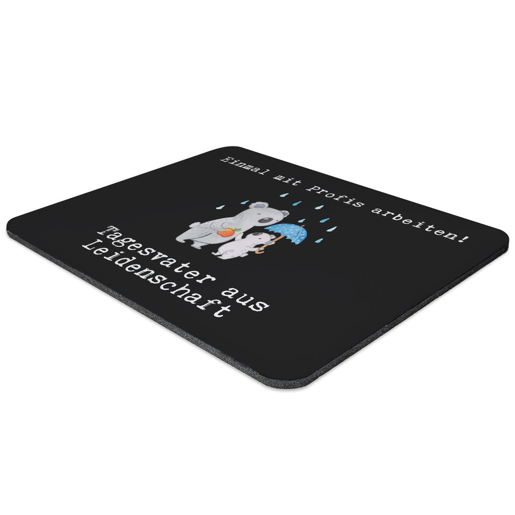 Mauspad Tagesvater aus Leidenschaft Mousepad, Computer zubehör, Büroausstattung, PC Zubehör, Arbeitszimmer, Mauspad, Einzigartiges Mauspad, Designer Mauspad, Mausunterlage, Mauspad Büro, Beruf, Ausbildung, Jubiläum, Abschied, Rente, Kollege, Kollegin, Geschenk, Schenken, Arbeitskollege, Mitarbeiter, Firma, Danke, Dankeschön