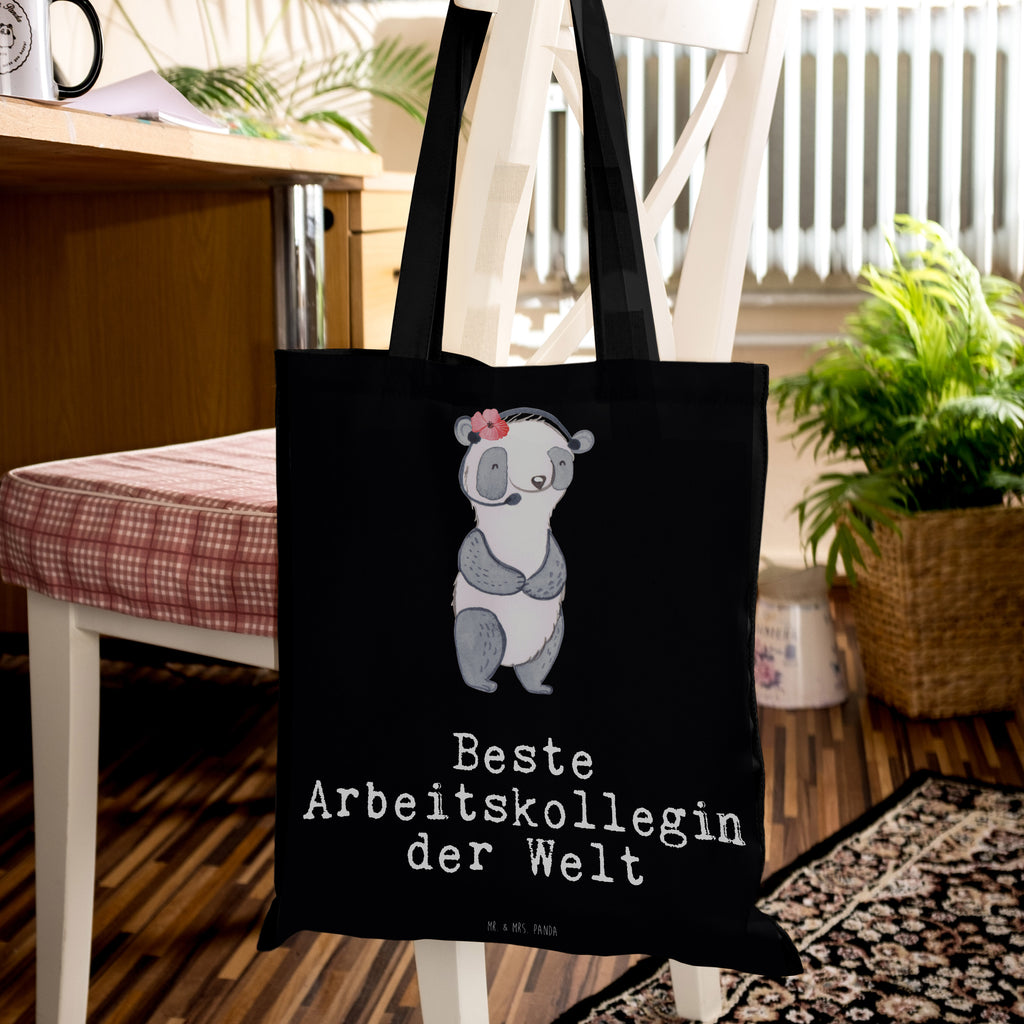 Tragetasche Panda Beste Arbeitskollegin der Welt Beuteltasche, Beutel, Einkaufstasche, Jutebeutel, Stoffbeutel, Tasche, Shopper, Umhängetasche, Strandtasche, Schultertasche, Stofftasche, Tragetasche, Badetasche, Jutetasche, Einkaufstüte, Laptoptasche, für, Dankeschön, Geschenk, Schenken, Geburtstag, Geburtstagsgeschenk, Geschenkidee, Danke, Bedanken, Mitbringsel, Freude machen, Geschenktipp, Arbeitskollegin, Kollegin, Freundin, Büro, Abschiedsgeschenk, Ruhestand, Arbeit, Mitarbeiterin, Berufsgenossin, Beruf