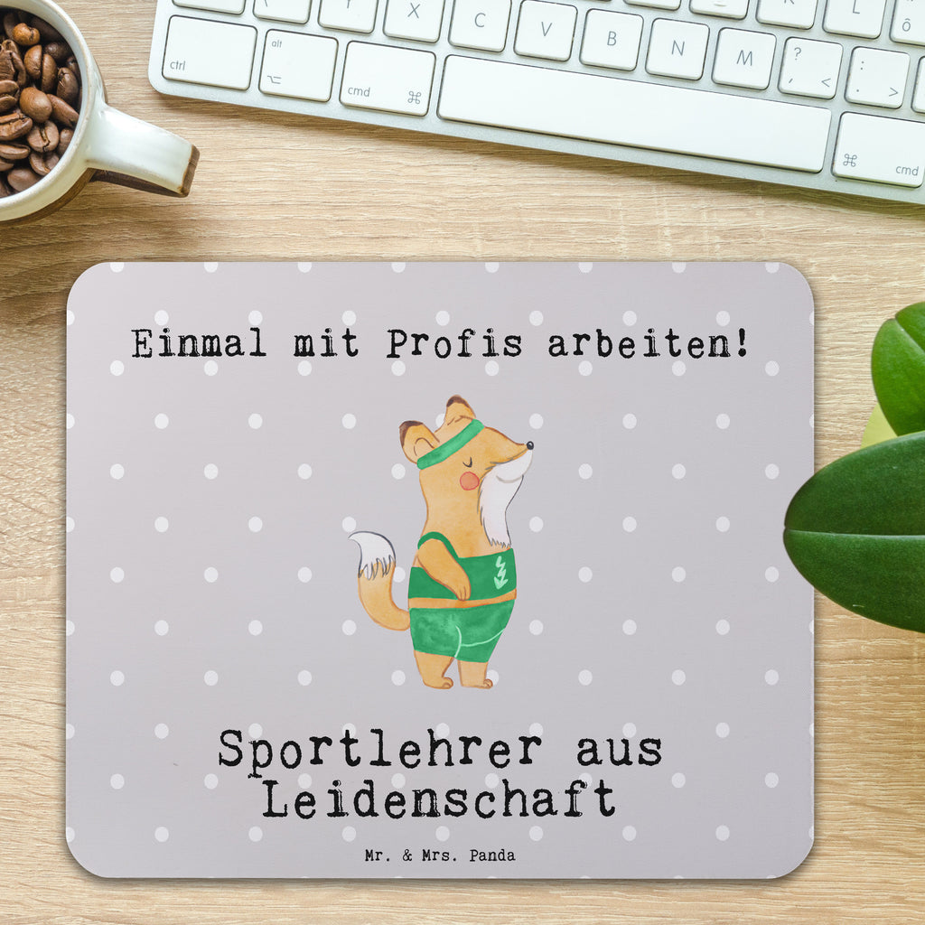 Mauspad Sportlehrer aus Leidenschaft Mousepad, Computer zubehör, Büroausstattung, PC Zubehör, Arbeitszimmer, Mauspad, Einzigartiges Mauspad, Designer Mauspad, Mausunterlage, Mauspad Büro, Beruf, Ausbildung, Jubiläum, Abschied, Rente, Kollege, Kollegin, Geschenk, Schenken, Arbeitskollege, Mitarbeiter, Firma, Danke, Dankeschön