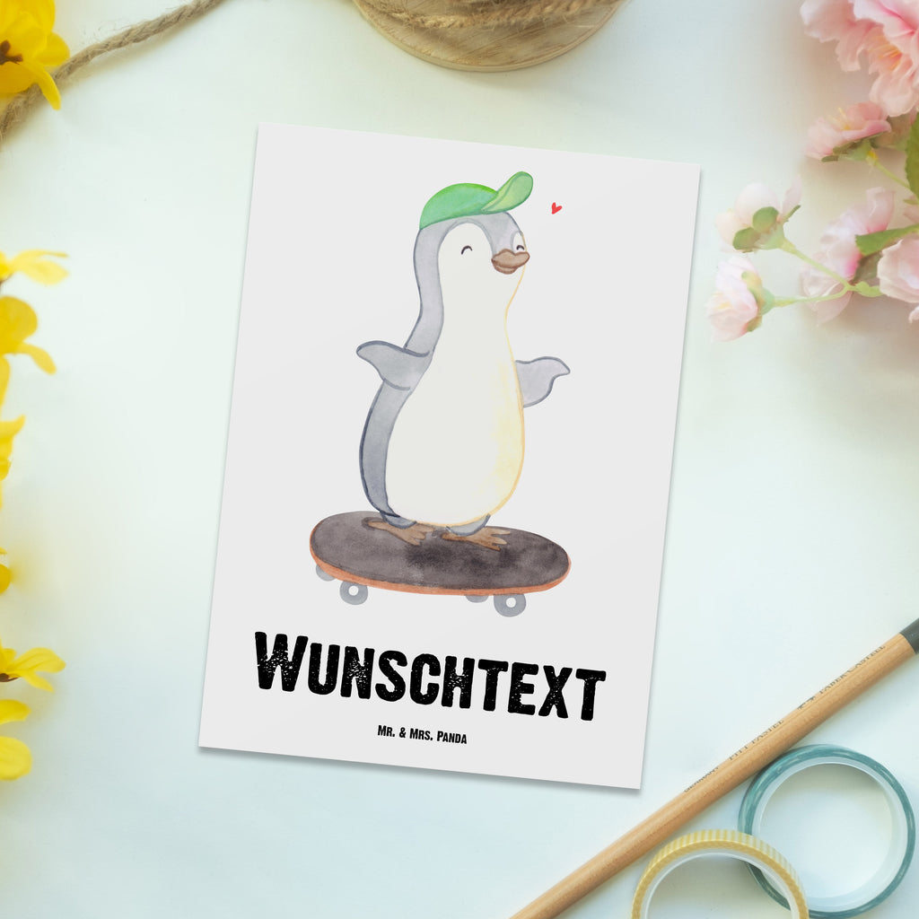 Personalisierte Postkarte Pinguin Skateboarden Postkarte mit Namen, Postkarte bedrucken, Postkarte mit Wunschtext, Postkarte personalisierbar, Geschenkkarte mit Namen, Grußkarte mit Namen, Karte mit Namen, Einladung mit Namen, Ansichtskarte mit Namen, Geschenkkarte mit Wunschtext, Grußkarte mit Wunschtext, Karte mit Wunschtext, Einladung mit Wunschtext, Ansichtskarte mit Wunschtext, Geschenk, Sport, Sportart, Hobby, Schenken, Danke, Dankeschön, Auszeichnung, Gewinn, Sportler, Skateboarden, Skateboard fahren, Skaten, Skateboard, Skateplatz