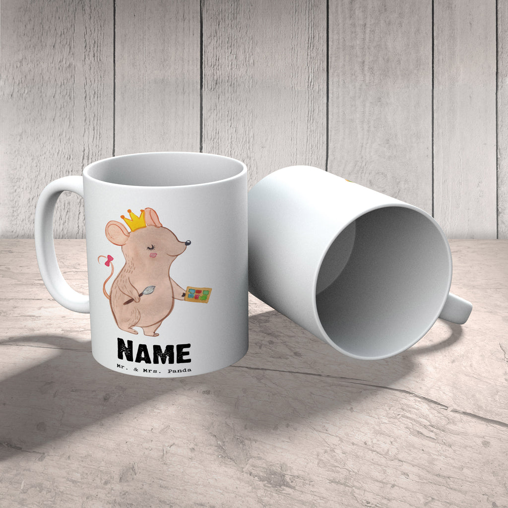 Personalisierte Tasse Maskenbildnerin mit Herz Personalisierte Tasse, Namenstasse, Wunschname, Personalisiert, Tasse, Namen, Drucken, Tasse mit Namen, Beruf, Ausbildung, Jubiläum, Abschied, Rente, Kollege, Kollegin, Geschenk, Schenken, Arbeitskollege, Mitarbeiter, Firma, Danke, Dankeschön, Kosmetikerin, Make Up Artist, Maskenbildnerin, Visagistin, Beauty Salon, Kosmetikstudio, Eröffnung