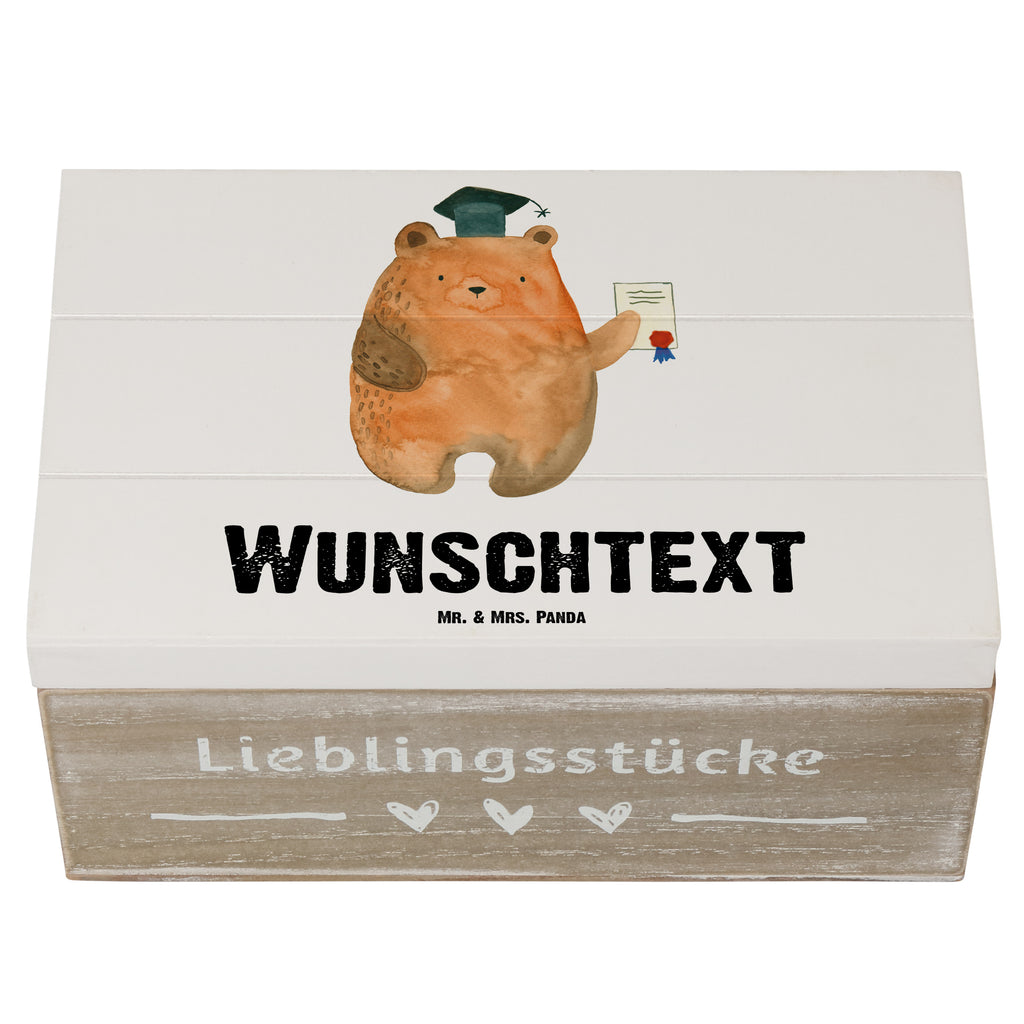 Personalisierte Holzkiste Bär Prüfung Holzkiste mit Namen, Kiste mit Namen, Schatzkiste mit Namen, Truhe mit Namen, Schatulle mit Namen, Erinnerungsbox mit Namen, Erinnerungskiste, mit Namen, Dekokiste mit Namen, Aufbewahrungsbox mit Namen, Holzkiste Personalisiert, Kiste Personalisiert, Schatzkiste Personalisiert, Truhe Personalisiert, Schatulle Personalisiert, Erinnerungsbox Personalisiert, Erinnerungskiste Personalisiert, Dekokiste Personalisiert, Aufbewahrungsbox Personalisiert, Geschenkbox personalisiert, GEschenkdose personalisiert, Bär, Teddy, Teddybär, Abitur, Prüfungen, Prüfung bestanden, Abschluss, Zeugnis, Abschlusszeugnis