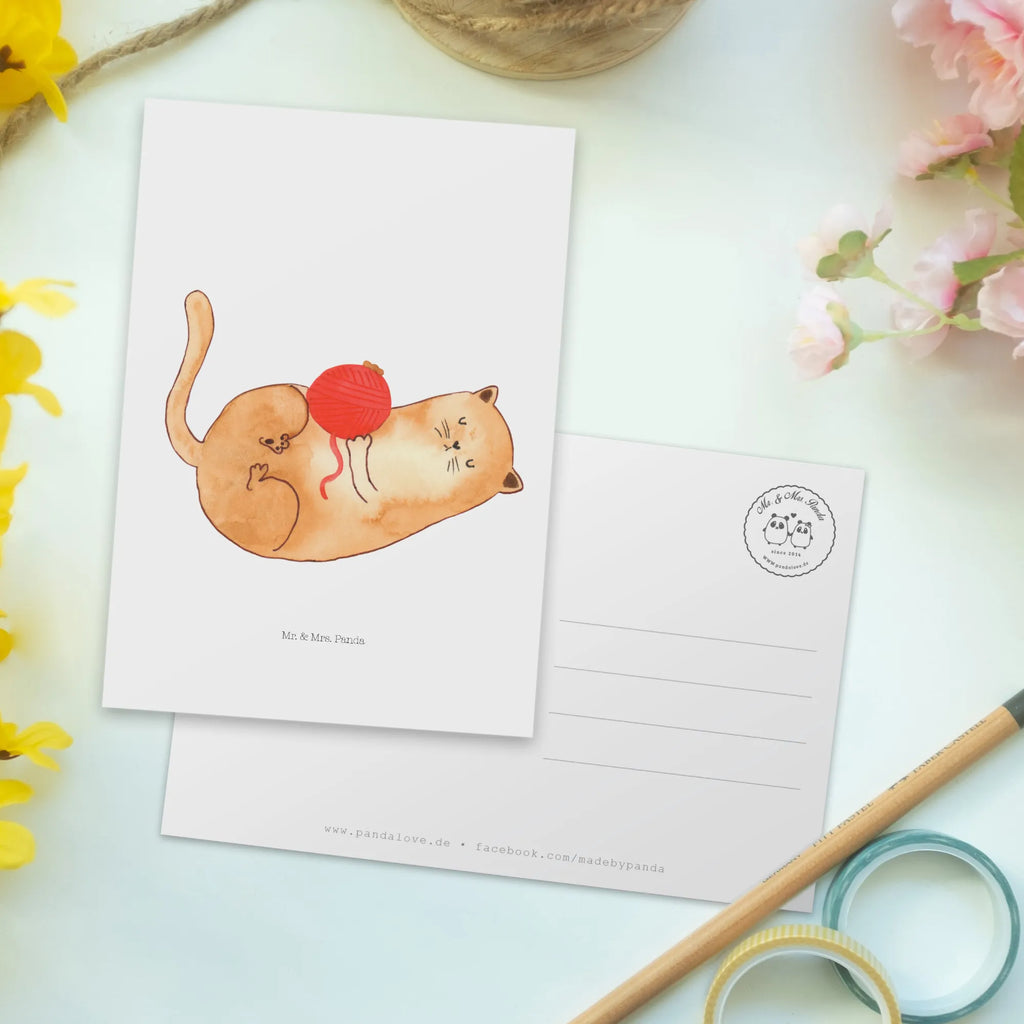 Postkarte Katze Wolle Postkarte, Karte, Geschenkkarte, Grußkarte, Einladung, Ansichtskarte, Geburtstagskarte, Einladungskarte, Dankeskarte, Ansichtskarten, Einladung Geburtstag, Einladungskarten Geburtstag, Katze, Katzenmotiv, Katzenfan, Katzendeko, Katzenfreund, Katzenliebhaber, Katzenprodukte, Katzenartikel, Katzenaccessoires, Katzensouvenirs, Katzenliebhaberprodukte, Katzenmotive, Katzen, Kater, Mietze, Cat, Cats, Katzenhalter, Katzenbesitzerin, Haustier, Wollknäuel, Wolle, Spielen, Spiel, verspielt