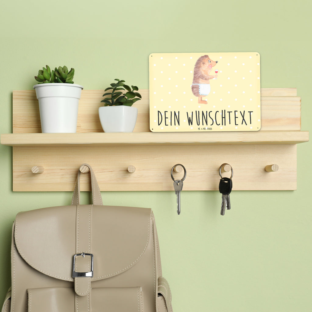 Personalisiertes Blechschild Igel Wein Blechschild, Metallschild, Geschenk Schild, Schild, Magnet-Metall-Schild, Deko Schild, Wandschild, Wand-Dekoration, Türschild, Tiermotive, Gute Laune, lustige Sprüche, Tiere, Wein Spruch, Igel, Geschenk Weintrinker, Geschenk Weinliebhaber, Wein Deko, Weinglas, Rotwein, Weißwein, Wein trinken