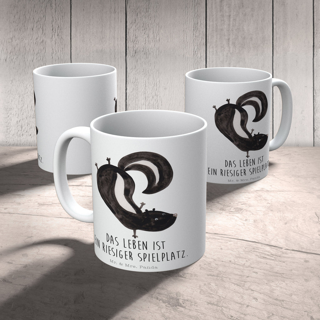 Tasse Stinktier Handstand Tasse, Kaffeetasse, Teetasse, Becher, Kaffeebecher, Teebecher, Keramiktasse, Porzellantasse, Büro Tasse, Geschenk Tasse, Tasse Sprüche, Tasse Motive, Kaffeetassen, Tasse bedrucken, Designer Tasse, Cappuccino Tassen, Schöne Teetassen, Stinktier, Skunk, Wildtier, Raubtier, Stinker, Stinki, Spielplatz, verpielt, Kind