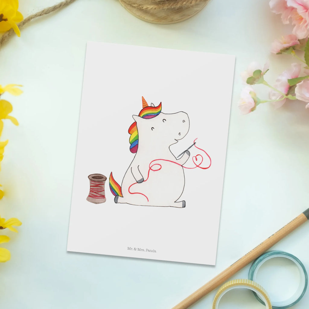 Postkarte Einhorn Näherin Postkarte, Karte, Geschenkkarte, Grußkarte, Einladung, Ansichtskarte, Geburtstagskarte, Einladungskarte, Dankeskarte, Ansichtskarten, Einladung Geburtstag, Einladungskarten Geburtstag, Einhorn, Einhörner, Einhorn Deko, Pegasus, Unicorn, Näherin, nähen, Mädchen, Freundin, Häkeln, Stricken, basteln, Nähzimmer