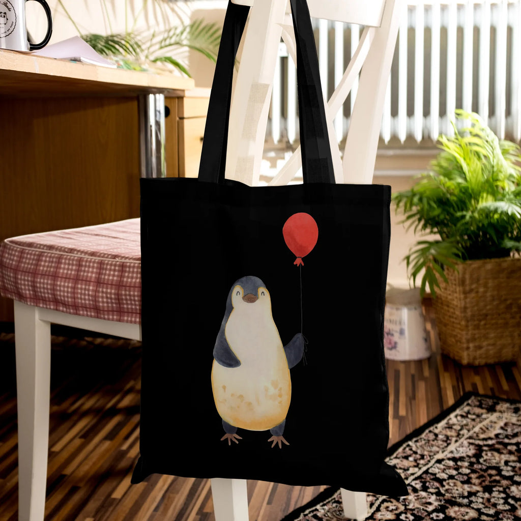 Tragetasche Pinguin Luftballon Beuteltasche, Beutel, Einkaufstasche, Jutebeutel, Stoffbeutel, Tasche, Shopper, Umhängetasche, Strandtasche, Schultertasche, Stofftasche, Tragetasche, Badetasche, Jutetasche, Einkaufstüte, Laptoptasche, Pinguin, Pinguine, Luftballon, Tagträume, Lebenslust, Geschenk Freundin, Geschenkidee, beste Freundin, Motivation, Neustart, neues Leben, Liebe, Glück