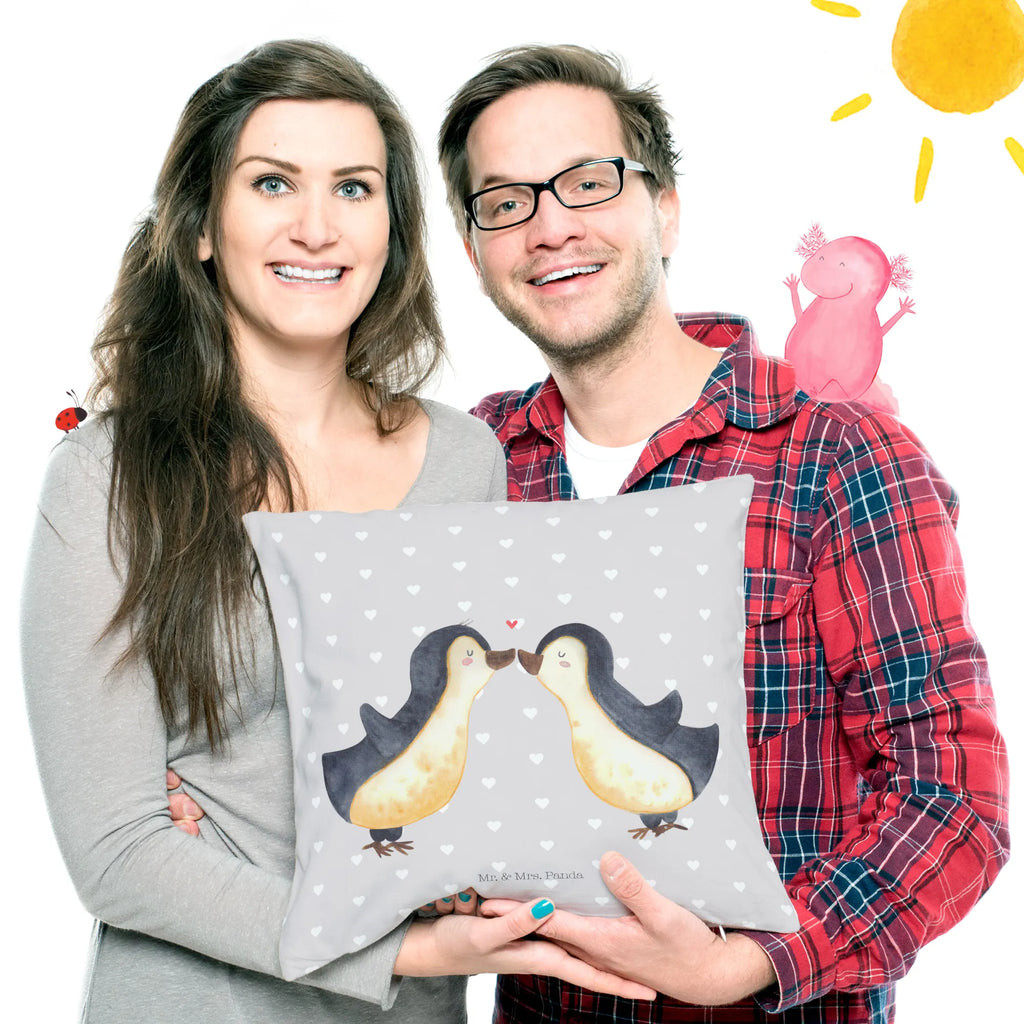 40x40 Kissen Pinguin Liebe Kissenhülle, Kopfkissen, Sofakissen, Dekokissen, Motivkissen, sofakissen, sitzkissen, Kissen, Kissenbezüge, Kissenbezug 40x40, Kissen 40x40, Kissenhülle 40x40, Zierkissen, Couchkissen, Dekokissen Sofa, Sofakissen 40x40, Dekokissen 40x40, Kopfkissen 40x40, Kissen 40x40 Waschbar, Liebe, Partner, Freund, Freundin, Ehemann, Ehefrau, Heiraten, Verlobung, Heiratsantrag, Liebesgeschenk, Jahrestag, Hocheitstag, Pinguin, Pinguine, Pinguin Paar, Pinguinpaar, Pinguin Liebe, Paar, Pärchen. Liebespaar, Liebesbeweis, Liebesspruch, Hochzeitstag, Geschenk Freund, Geschenk Freundin, Verlobte, Verlobter, Love, Geschenk Hochzeitstag, Geschenkidee, Hochzeit, Gastgeschenk