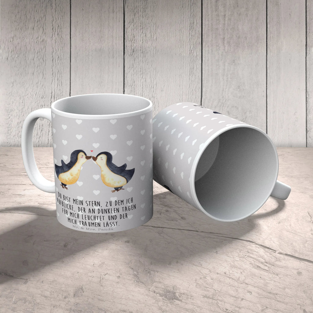 Tasse Pinguin Liebe Tasse, Kaffeetasse, Teetasse, Becher, Kaffeebecher, Teebecher, Keramiktasse, Porzellantasse, Büro Tasse, Geschenk Tasse, Tasse Sprüche, Tasse Motive, Kaffeetassen, Tasse bedrucken, Designer Tasse, Cappuccino Tassen, Schöne Teetassen, Liebe, Partner, Freund, Freundin, Ehemann, Ehefrau, Heiraten, Verlobung, Heiratsantrag, Liebesgeschenk, Jahrestag, Hocheitstag, Pinguin, Pinguine, Pinguin Paar, Pinguinpaar, Pinguin Liebe, Paar, Pärchen. Liebespaar, Liebesbeweis, Liebesspruch, Hochzeitstag, Geschenk Freund, Geschenk Freundin, Verlobte, Verlobter, Love, Geschenk Hochzeitstag, Geschenkidee, Hochzeit, Gastgeschenk