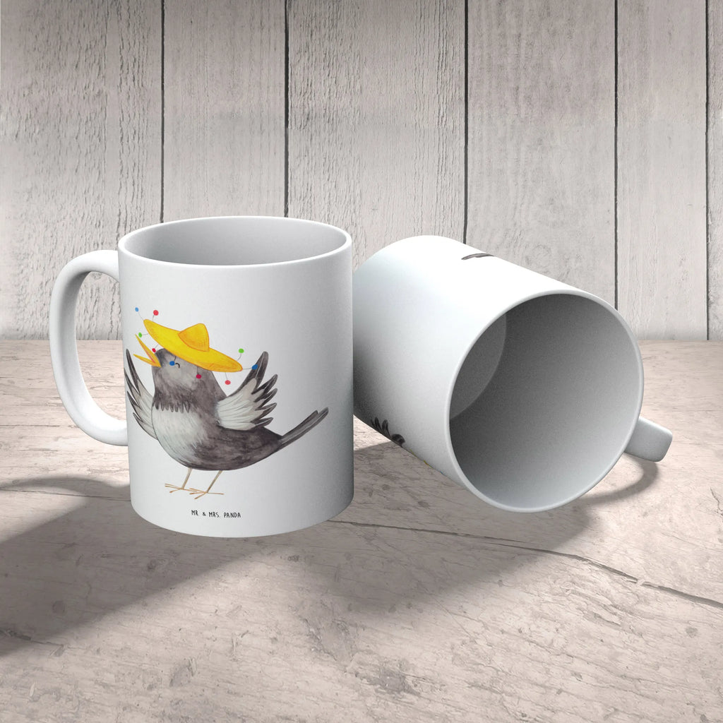 Kindertasse Rabe Sombrero Kindertasse, Kinder Tasse, Kunststoff Tasse, Kindergarten Tasse, Trinkbecher, Camping Becher, Kaffeetasse, Kunststoffbecher, Kindergartenbecher, Outdoorgeschirr, Kunststoffgeschirr, Reisebecher, Reisetasse, Kinderbecher, Bruchfeste Tasse, Bruchsichere Tasse, Plastik Tasse, Plastiktasse, Tiermotive, Gute Laune, lustige Sprüche, Tiere, Rabe, Vogel, Vögel, Spruch positiv, fröhlich sein, glücklich sein, Glück Spruch, froh, Elster, Motivation