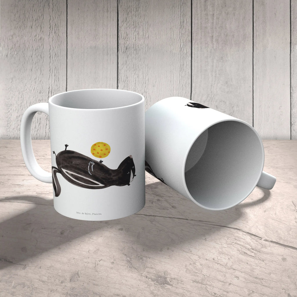 Kindertasse Stinktier Ball Kindertasse, Kinder Tasse, Kunststoff Tasse, Kindergarten Tasse, Trinkbecher, Camping Becher, Kaffeetasse, Kunststoffbecher, Kindergartenbecher, Outdoorgeschirr, Kunststoffgeschirr, Reisebecher, Reisetasse, Kinderbecher, Bruchfeste Tasse, Bruchsichere Tasse, Plastik Tasse, Plastiktasse, Stinktier, Skunk, Wildtier, Raubtier, Stinker, Stinki, verspielt, Weisheit