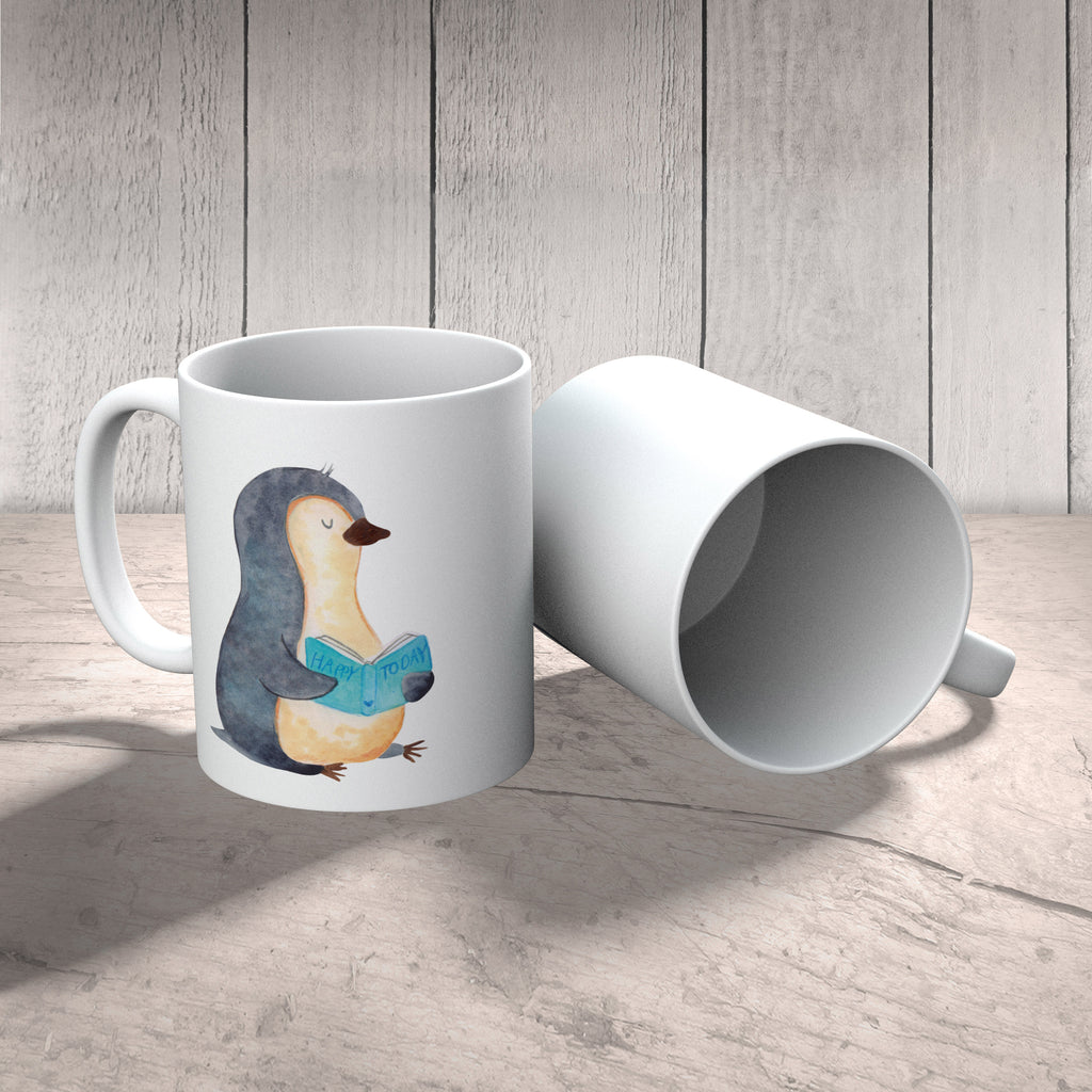 Tasse Pinguin Buch Tasse, Kaffeetasse, Teetasse, Becher, Kaffeebecher, Teebecher, Keramiktasse, Porzellantasse, Büro Tasse, Geschenk Tasse, Tasse Sprüche, Tasse Motive, Kaffeetassen, Tasse bedrucken, Designer Tasse, Cappuccino Tassen, Schöne Teetassen, Pinguin, Pinguine, Buch, Lesen, Bücherwurm, Nichtstun, Faulenzen, Ferien, Urlaub, Freizeit