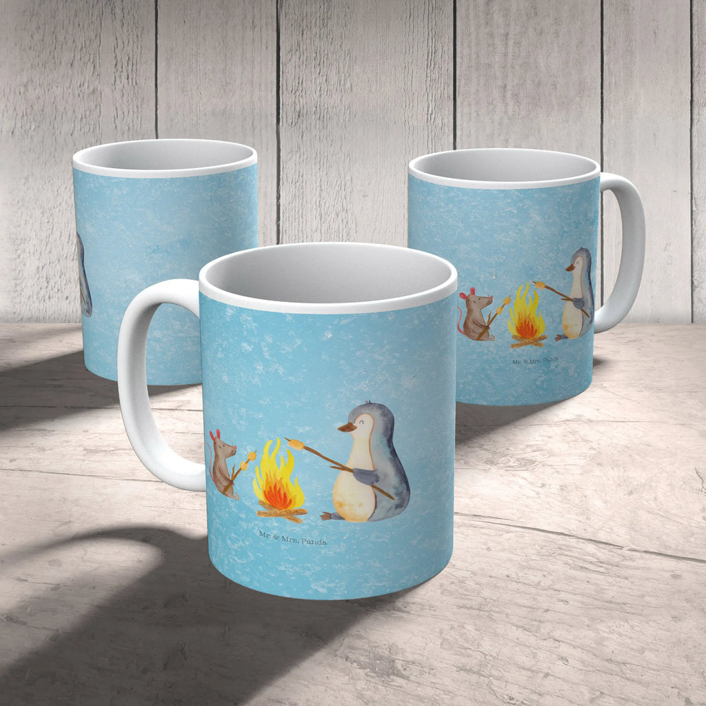 Tasse Pinguin Lagerfeuer Tasse, Kaffeetasse, Teetasse, Becher, Kaffeebecher, Teebecher, Keramiktasse, Porzellantasse, Büro Tasse, Geschenk Tasse, Tasse Sprüche, Tasse Motive, Kaffeetassen, Tasse bedrucken, Designer Tasse, Cappuccino Tassen, Schöne Teetassen, Pinguin, Maus, Pinguine, Lagerfeuer, Leben, Arbeit, Job, Motivation, Büro, Büroalltag, Lebensspruch, Lebensmotivation, Neustart, Liebe, grillen, Feuer, Marshmallows