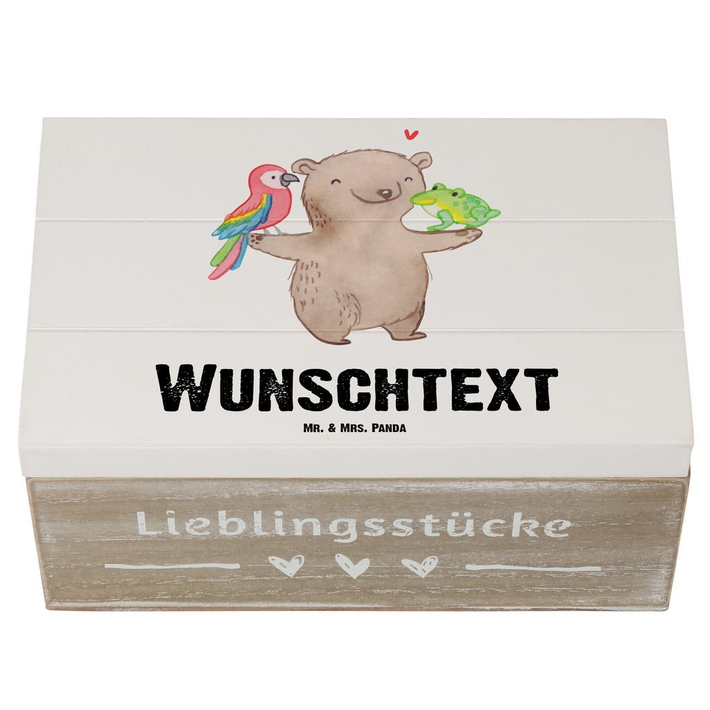 Personalisierte Holzkiste Tierwirt Herz Holzkiste mit Namen, Kiste mit Namen, Schatzkiste mit Namen, Truhe mit Namen, Schatulle mit Namen, Erinnerungsbox mit Namen, Erinnerungskiste, mit Namen, Dekokiste mit Namen, Aufbewahrungsbox mit Namen, Holzkiste Personalisiert, Kiste Personalisiert, Schatzkiste Personalisiert, Truhe Personalisiert, Schatulle Personalisiert, Erinnerungsbox Personalisiert, Erinnerungskiste Personalisiert, Dekokiste Personalisiert, Aufbewahrungsbox Personalisiert, Geschenkbox personalisiert, GEschenkdose personalisiert, Beruf, Ausbildung, Jubiläum, Abschied, Rente, Kollege, Kollegin, Geschenk, Schenken, Arbeitskollege, Mitarbeiter, Firma, Danke, Dankeschön, Landwirt; Bauer, Tierwirt, Agronom, Farmer, Bauernhof