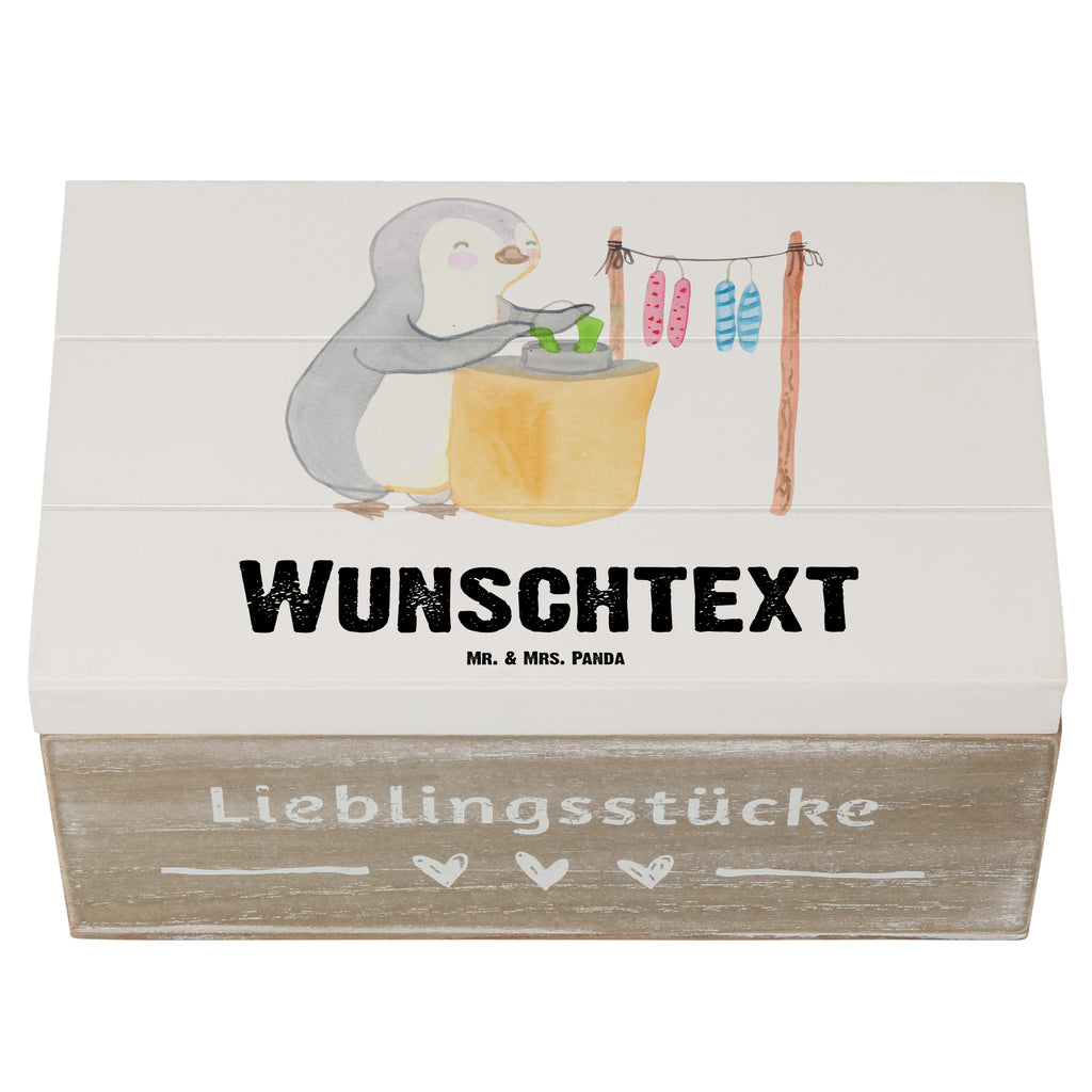 Personalisierte Holzkiste Pinguin Kerzenziehen Holzkiste mit Namen, Kiste mit Namen, Schatzkiste mit Namen, Truhe mit Namen, Schatulle mit Namen, Erinnerungsbox mit Namen, Erinnerungskiste, mit Namen, Dekokiste mit Namen, Aufbewahrungsbox mit Namen, Holzkiste Personalisiert, Kiste Personalisiert, Schatzkiste Personalisiert, Truhe Personalisiert, Schatulle Personalisiert, Erinnerungsbox Personalisiert, Erinnerungskiste Personalisiert, Dekokiste Personalisiert, Aufbewahrungsbox Personalisiert, Geschenkbox personalisiert, GEschenkdose personalisiert, Geschenk, Sport, Sportart, Hobby, Schenken, Danke, Dankeschön, Auszeichnung, Gewinn, Sportler, Kerzenziehen, Kerzen ziehen. DIY, Deko basteln